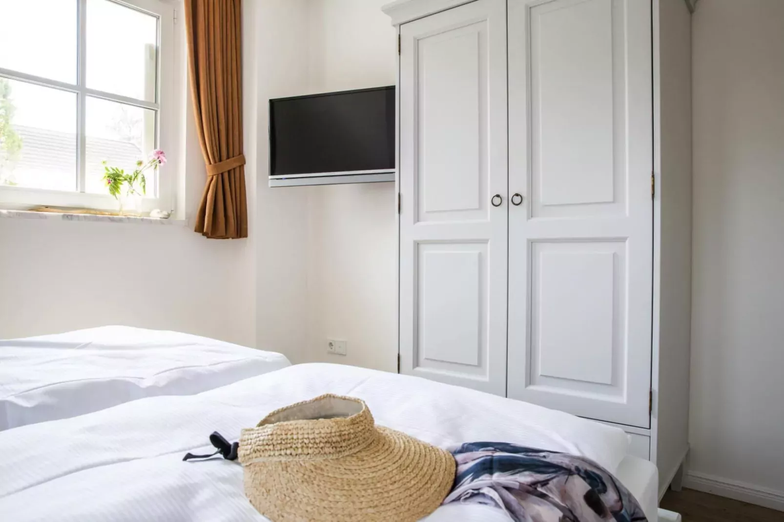 Ferienwohnung Zingst-Buhnen 24-Bedroom