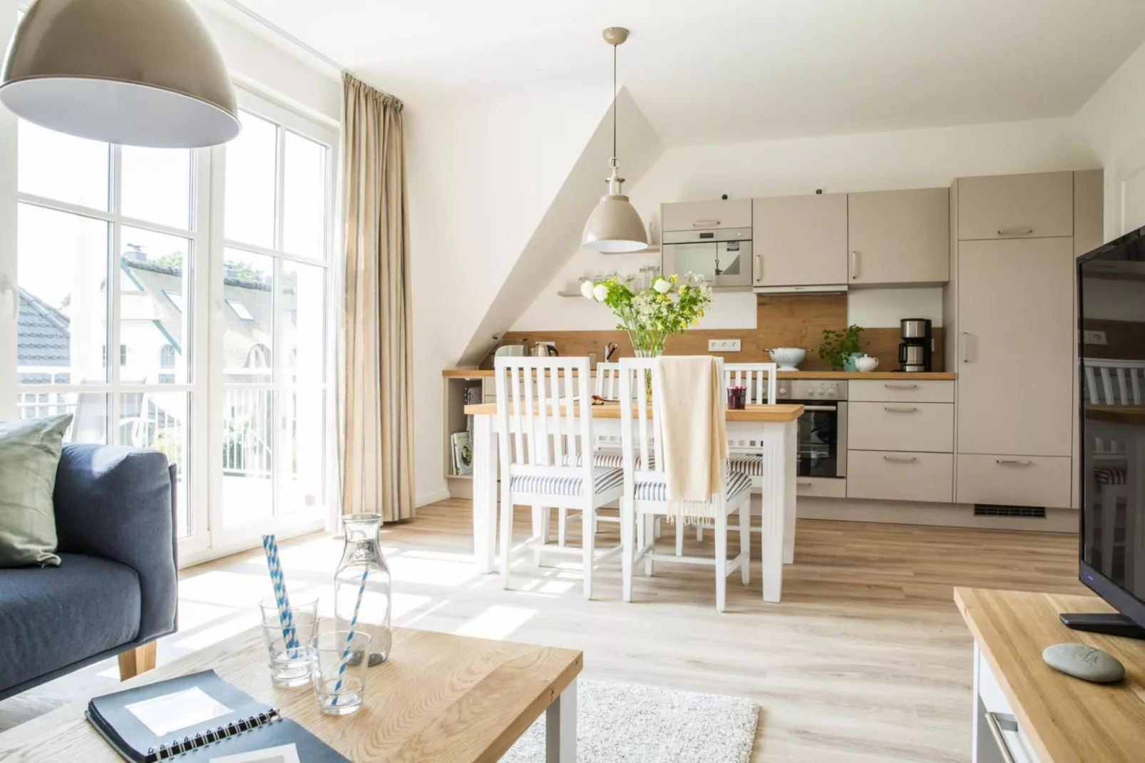 Ferienwohnung Zingst-Diek 15-Dining room