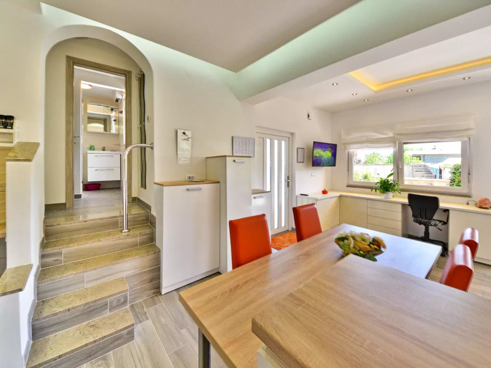 Koalas Nest Home & Apartments-Inside