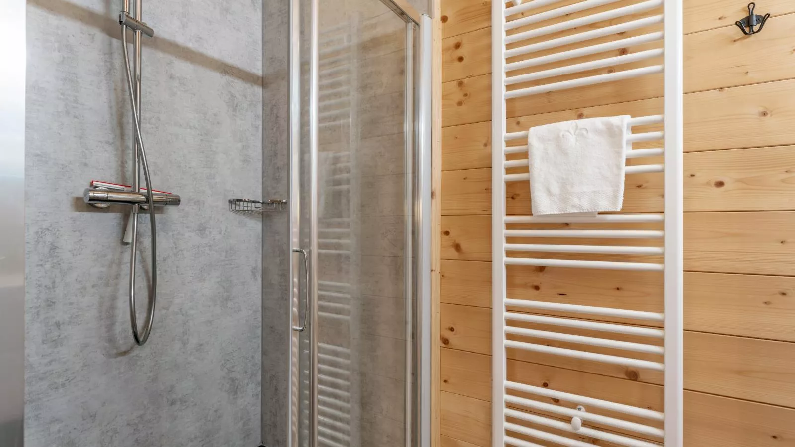 Rattendorf 11B-Badezimmer