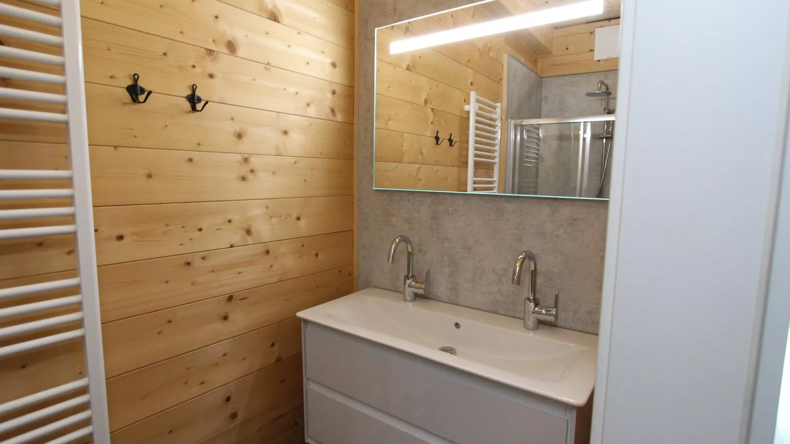 Rattendorf 3B-Badezimmer