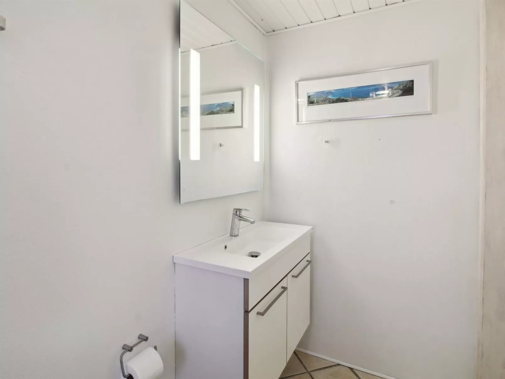 "Uddi" - 1.3km from the sea-Drinnen