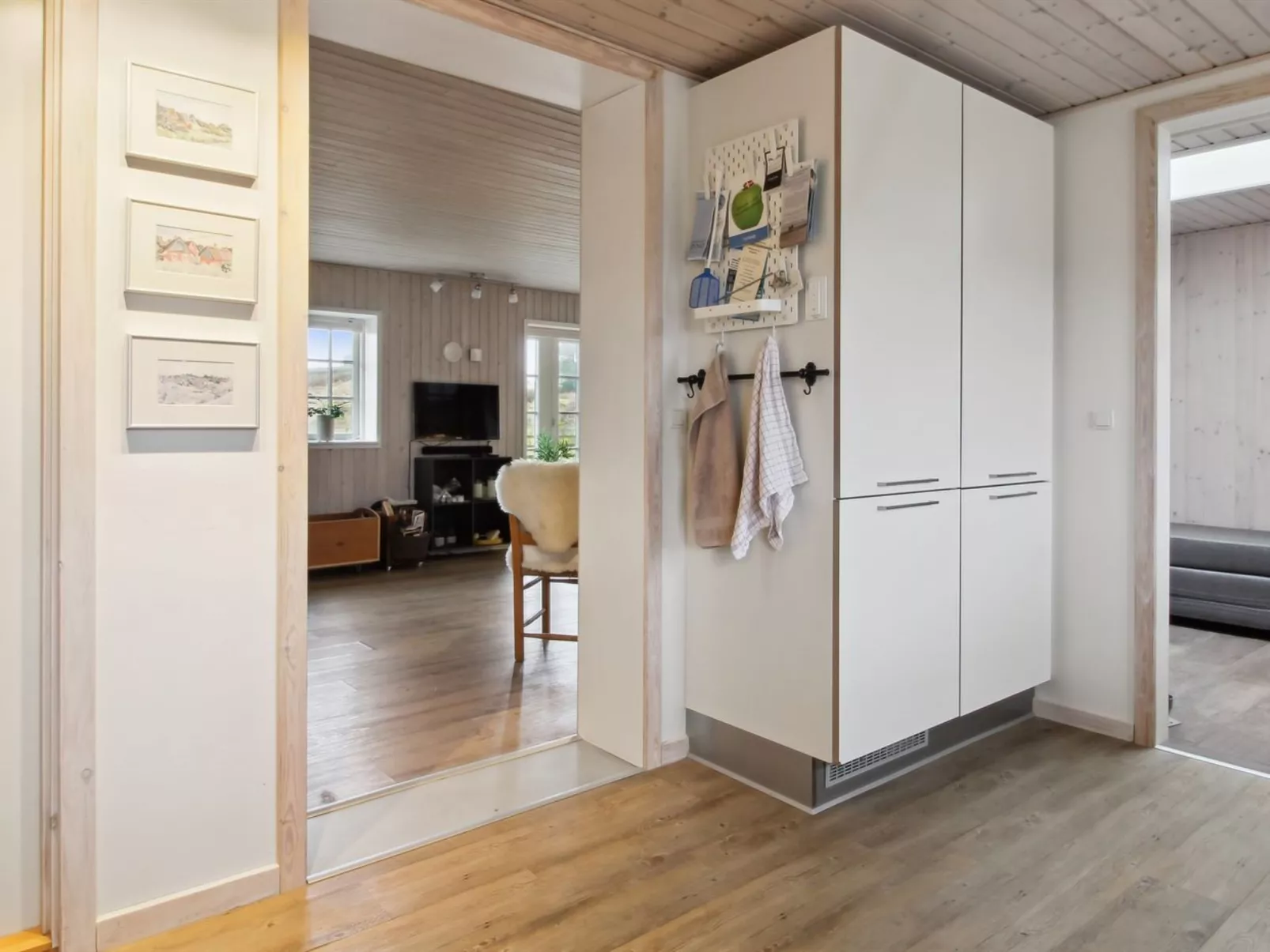 "Uddi" - 1.3km from the sea-Drinnen
