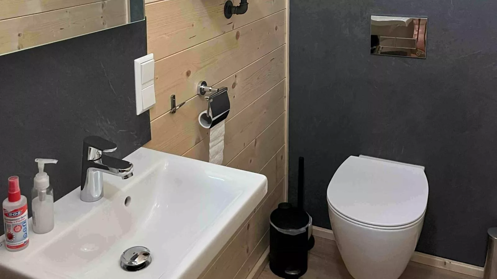 Rattendorf 14A-Badezimmer