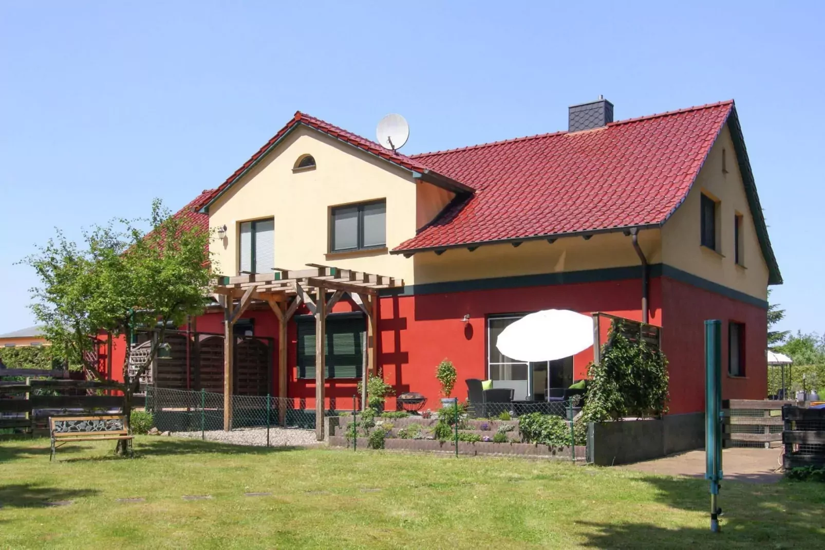 FW Zur alten Ziegelei-Exterior summer