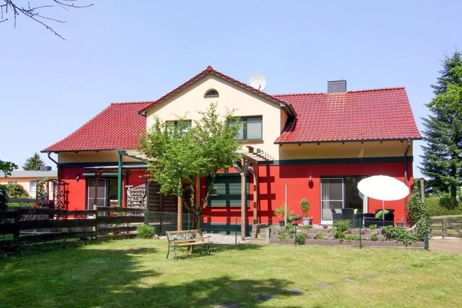 FW Zur alten Ziegelei-Exterior summer