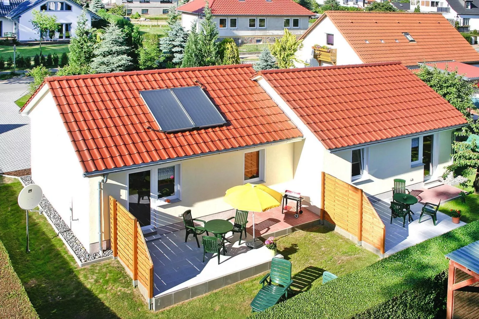 Doppelhaushälfte rechts-Exterior summer