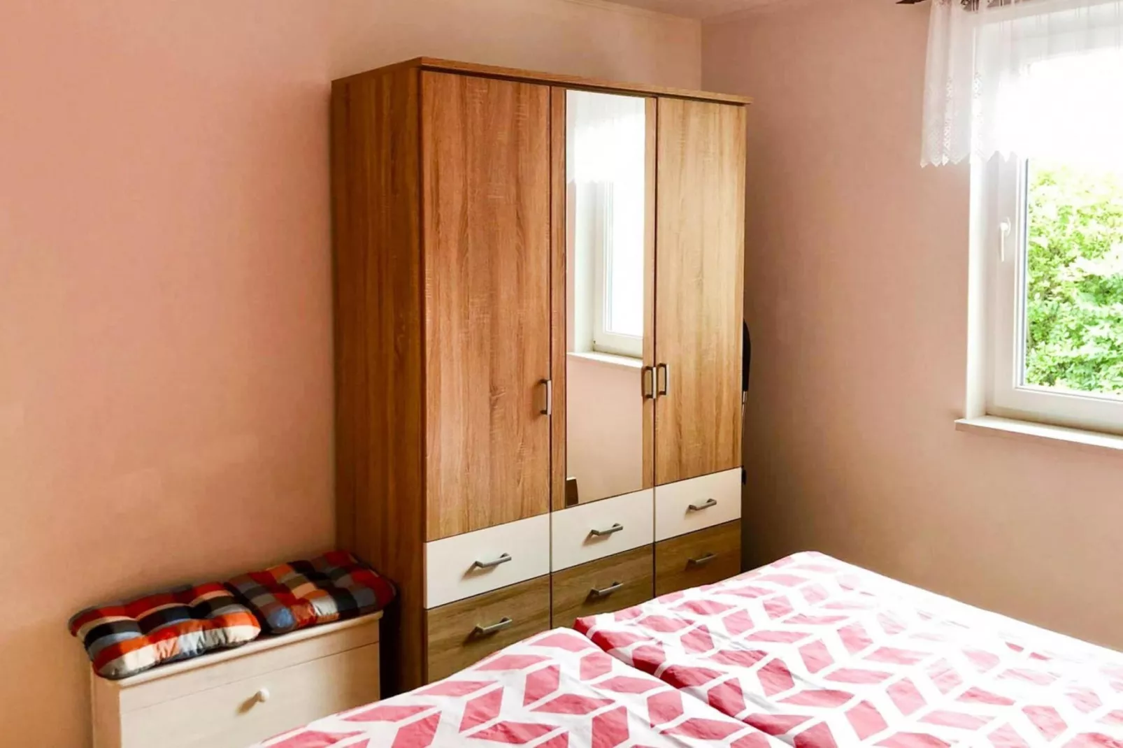 Doppelhaushälfte rechts-Bedroom