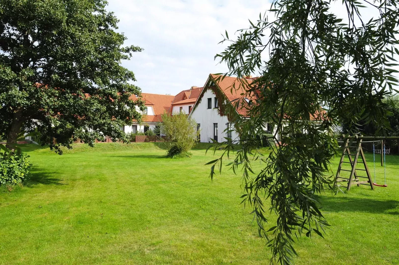 Post Hiddensee-Wohnung 18-Exterior summer
