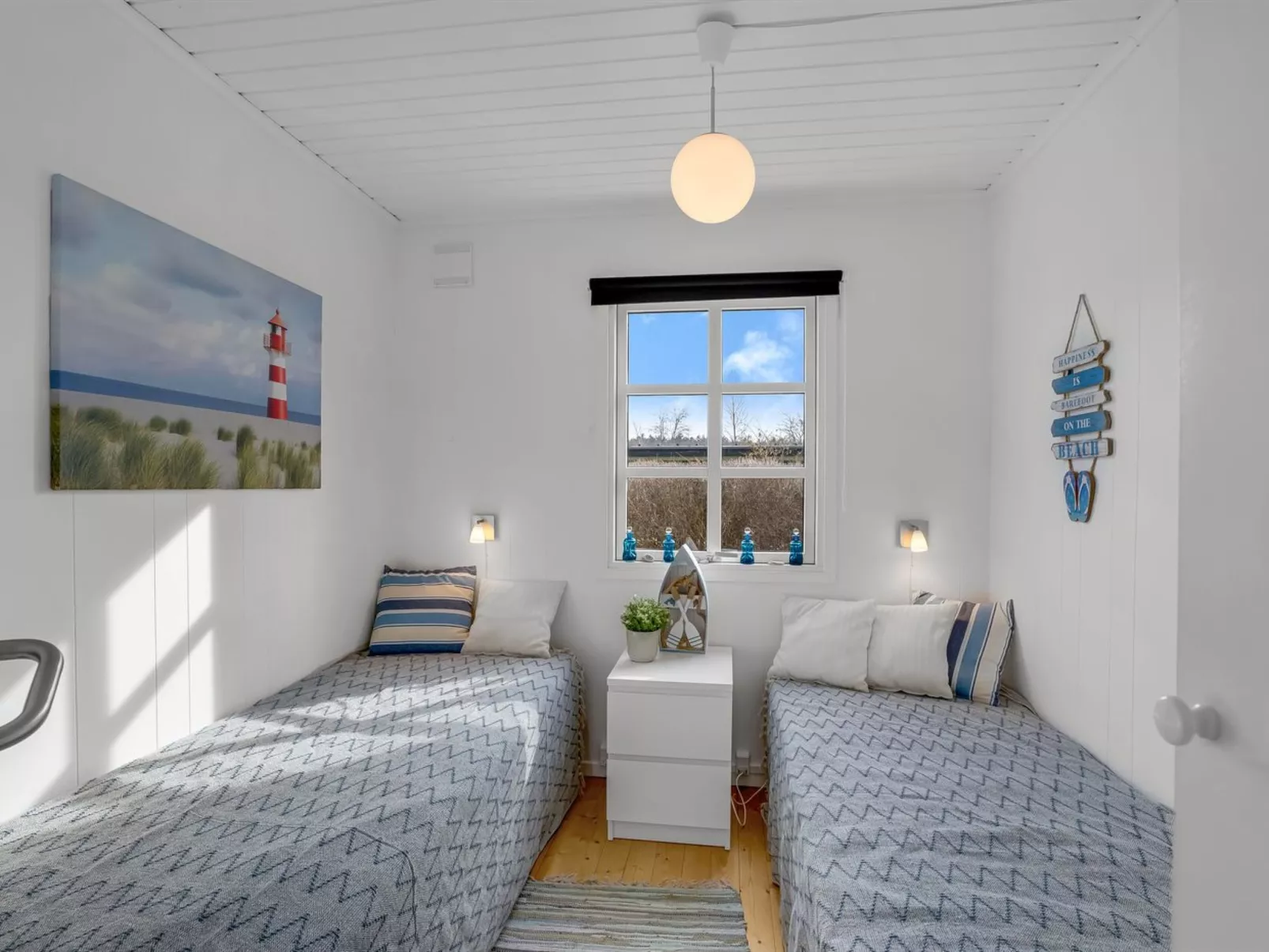 "Andrine" - 100m from the sea-Drinnen