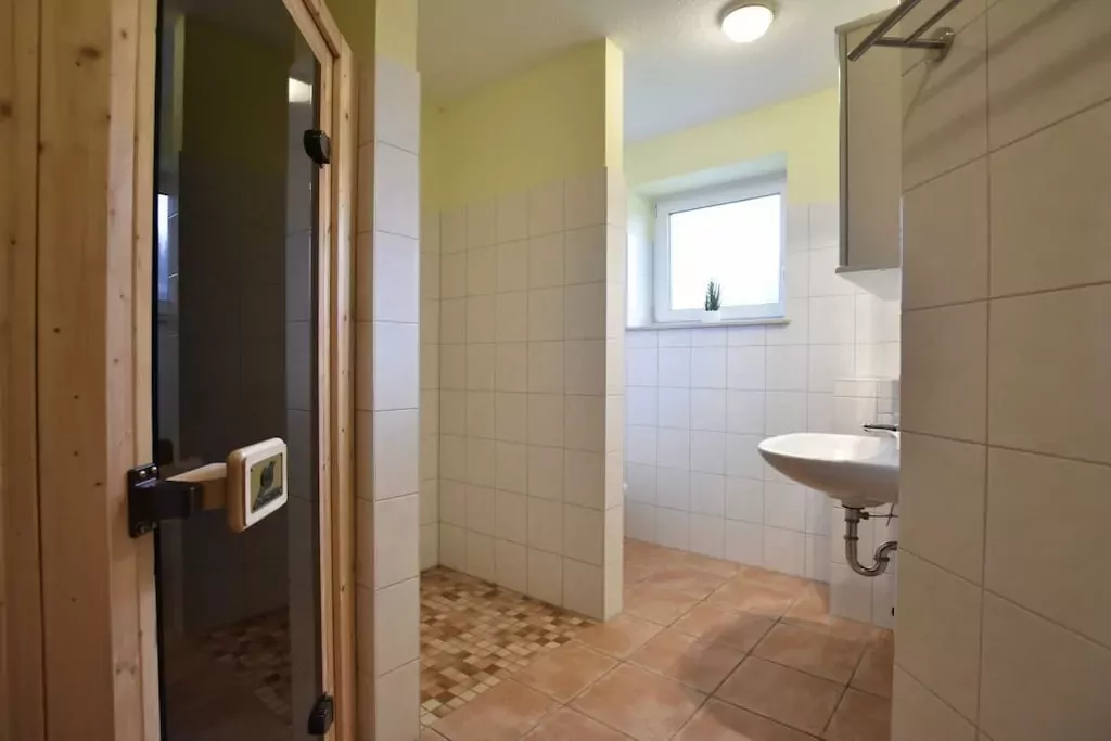 264415-Nicht getaggt