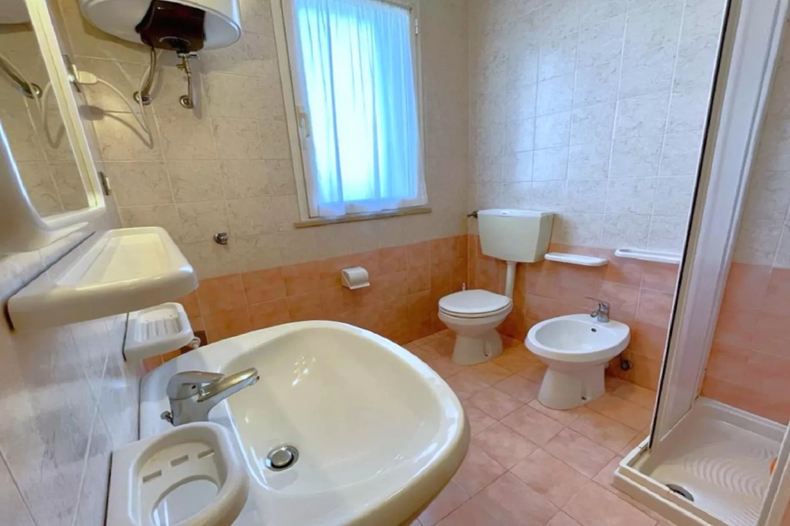 Tamerici A/12-Bathroom