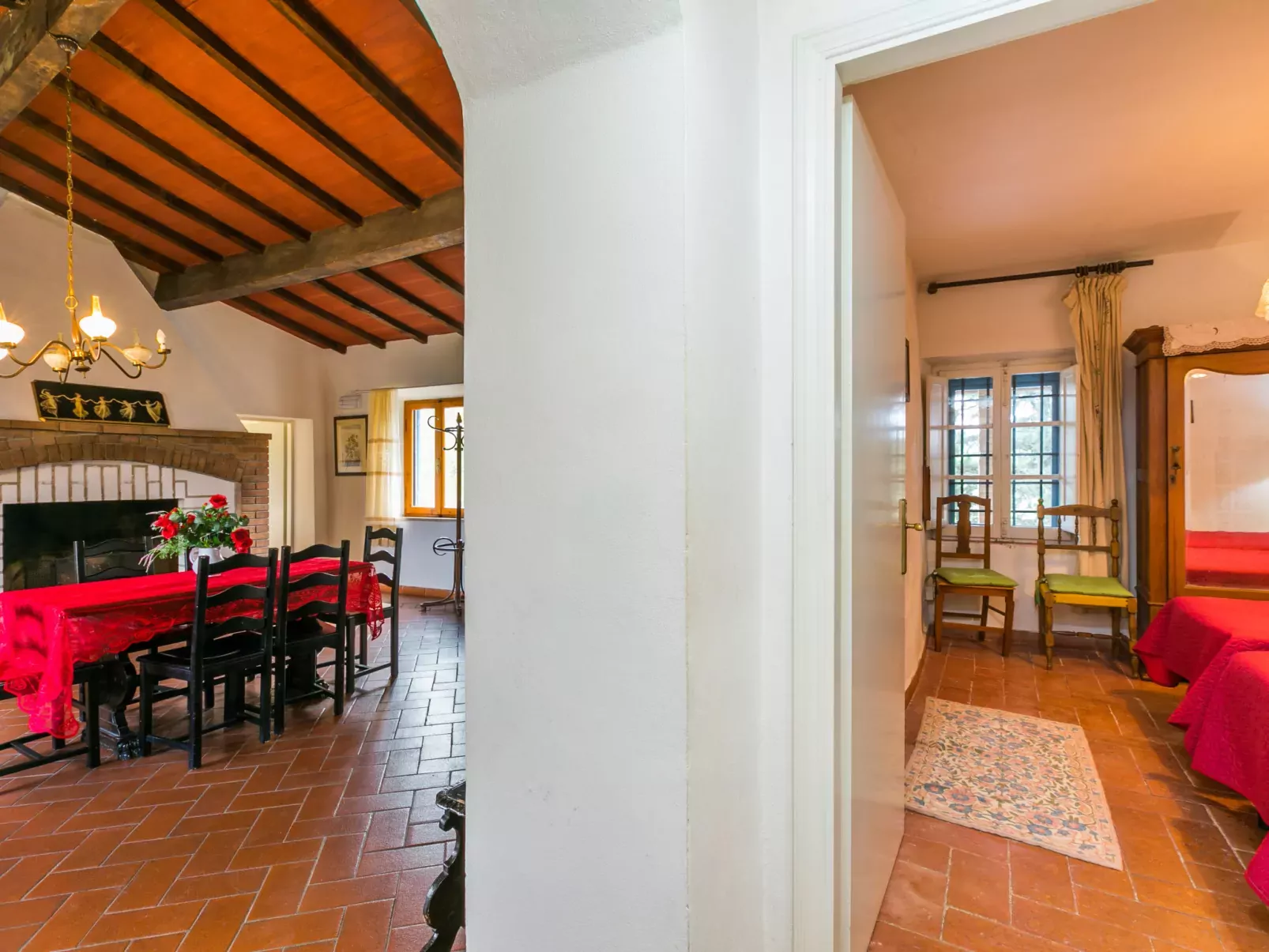 Fattoria Petraglia-Inside