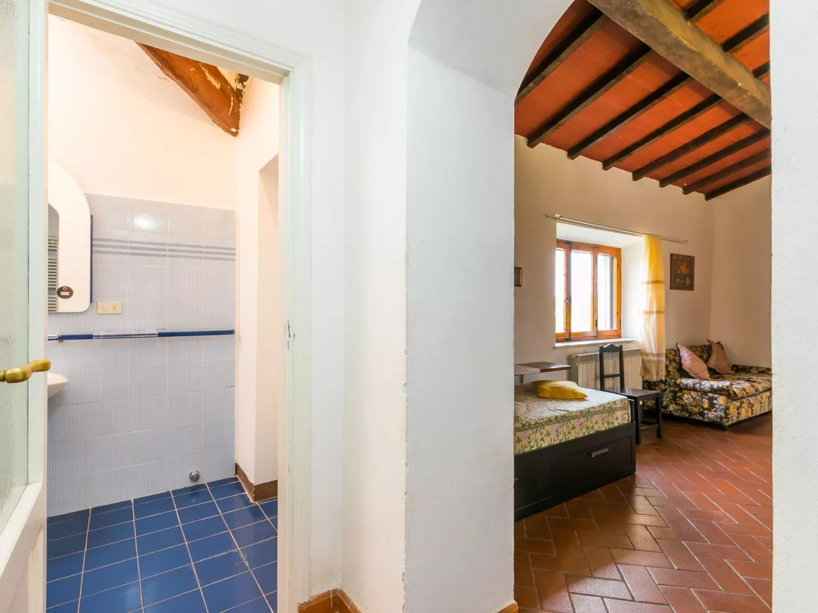 Fattoria Petraglia-Inside
