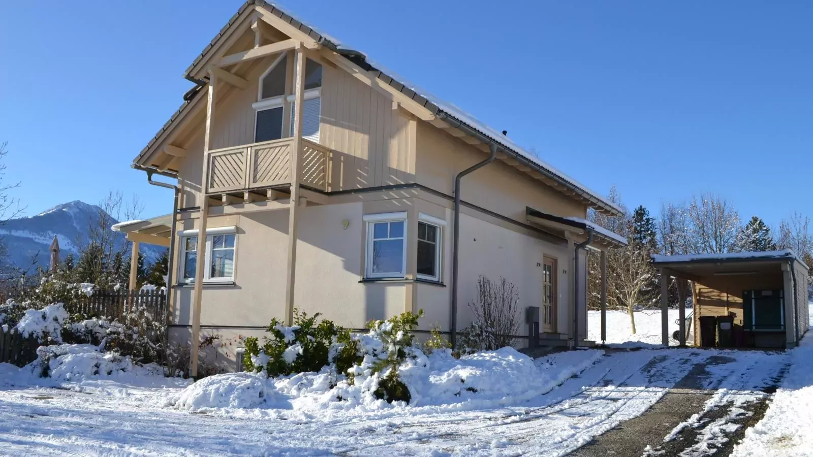 Landhaus St Georgen im Gailtal-Exterior winter