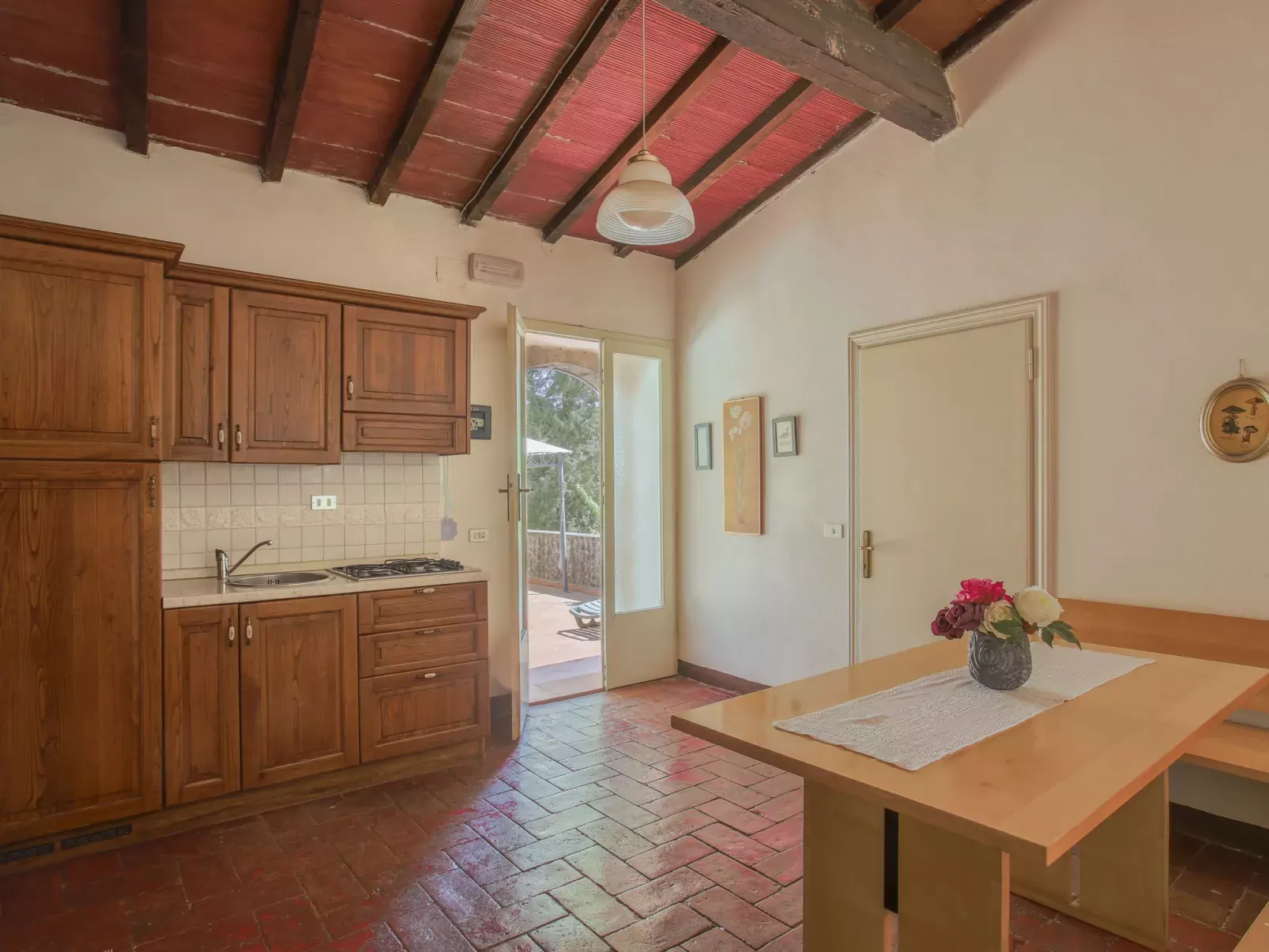 Fattoria Petraglia-Inside