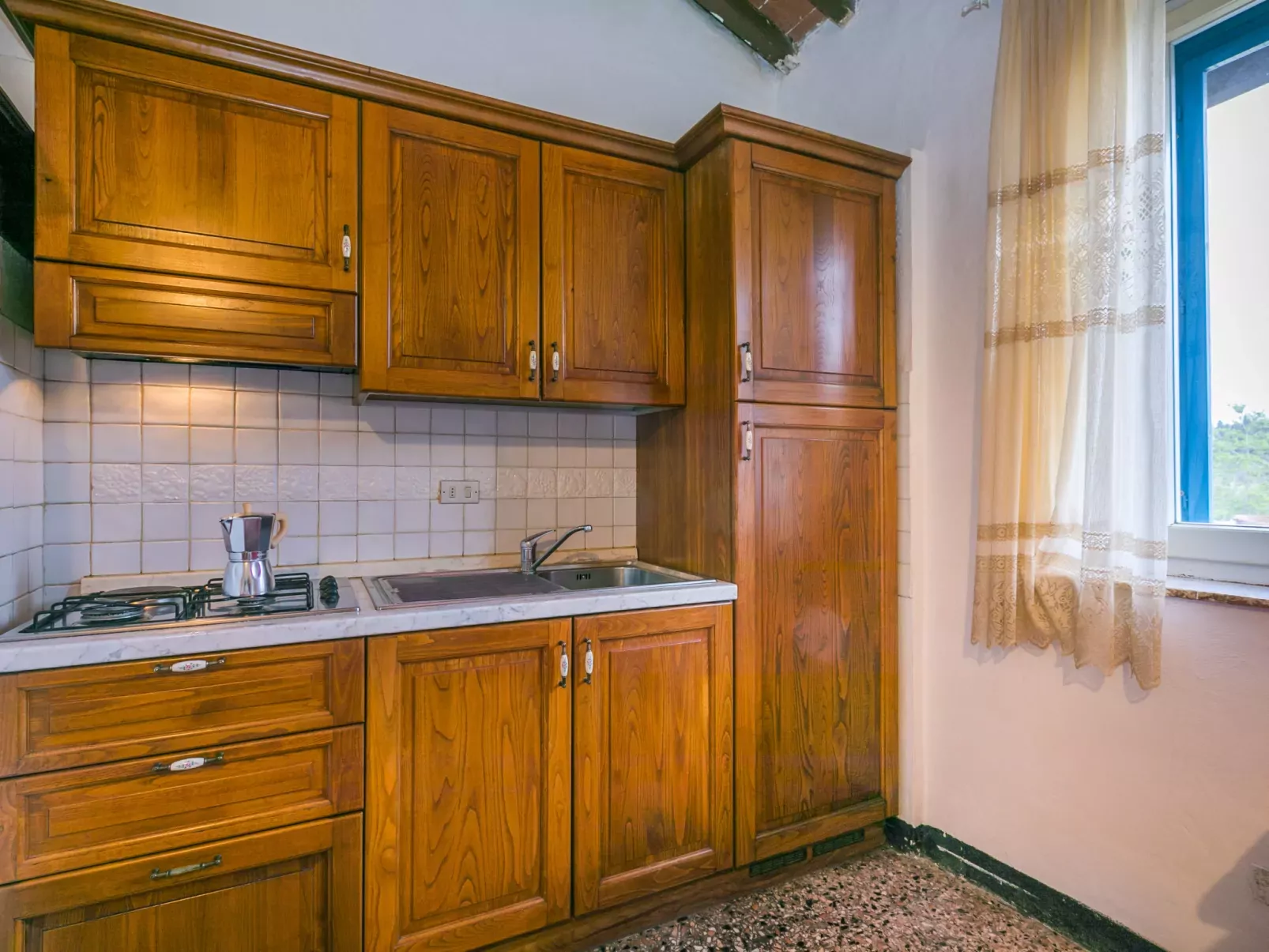 Fattoria Petraglia-Inside