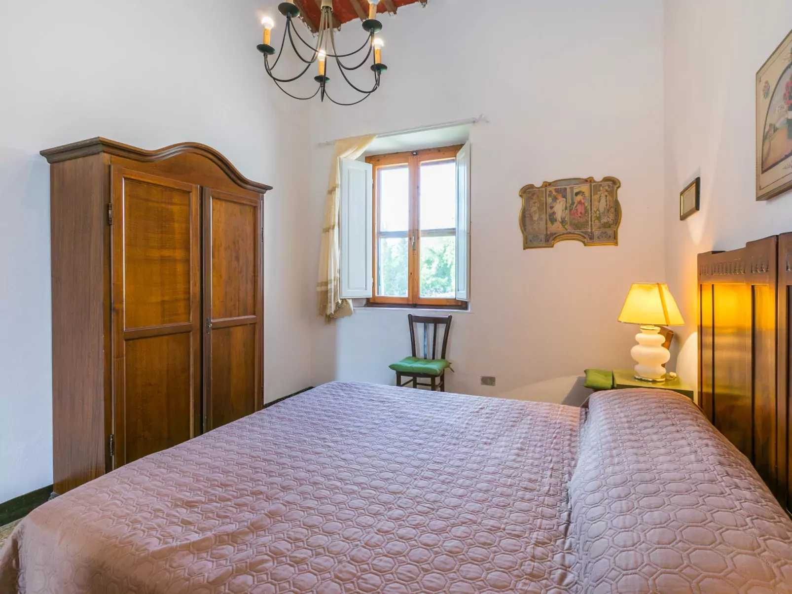 Fattoria Petraglia-Inside