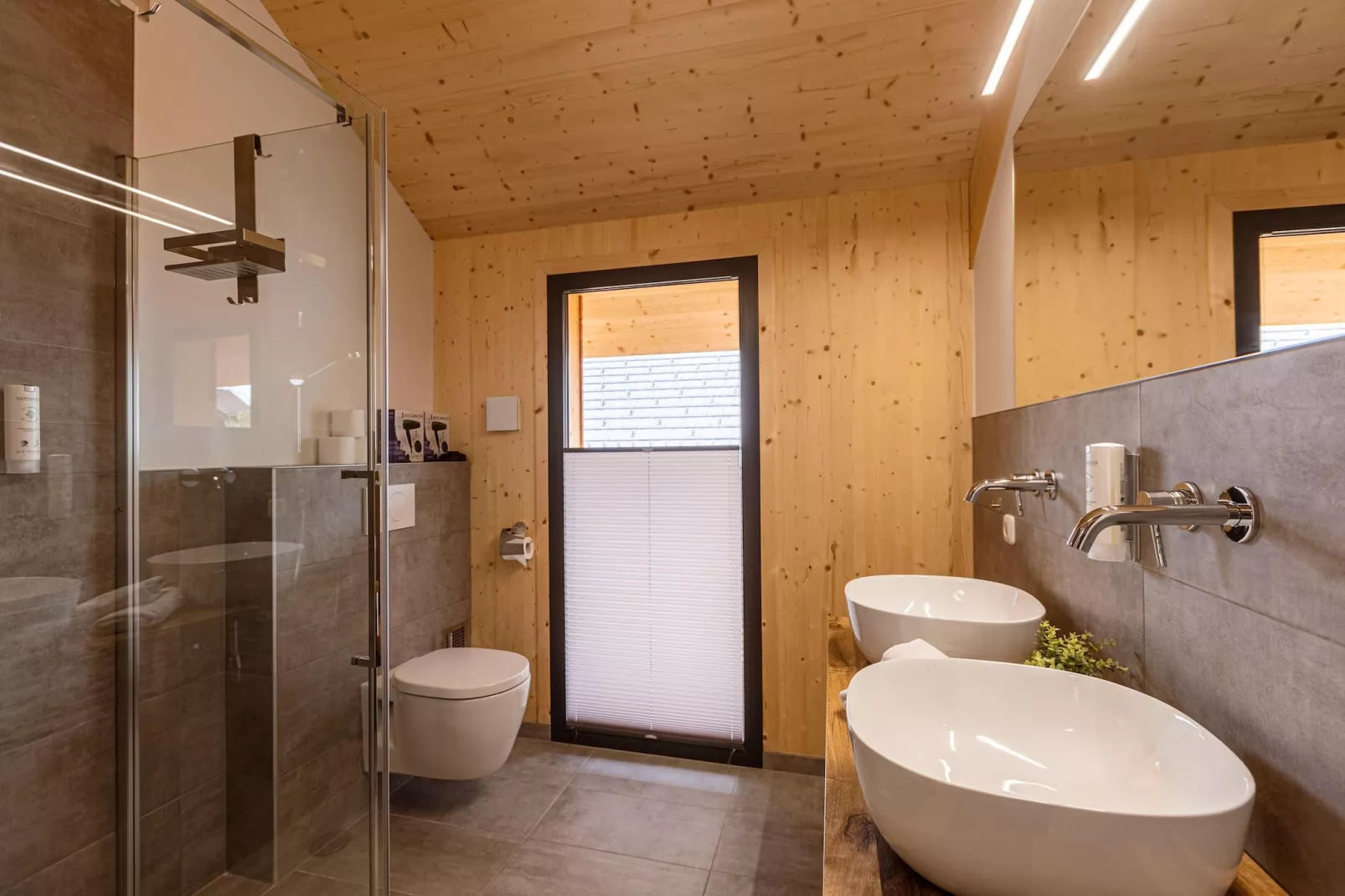 Kreischberg Pool Villen 6a-Badezimmer