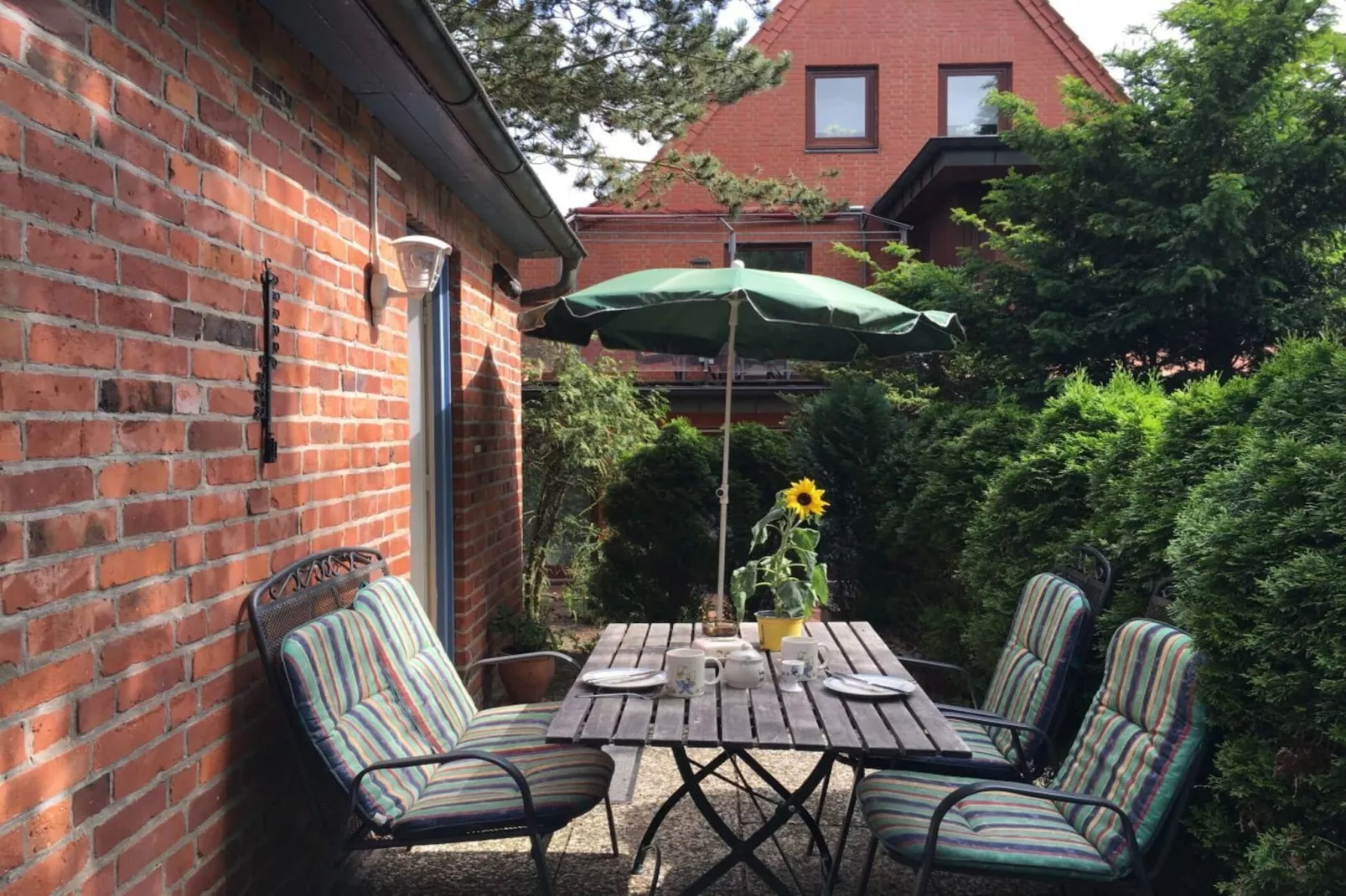 67457-Terrace balcony