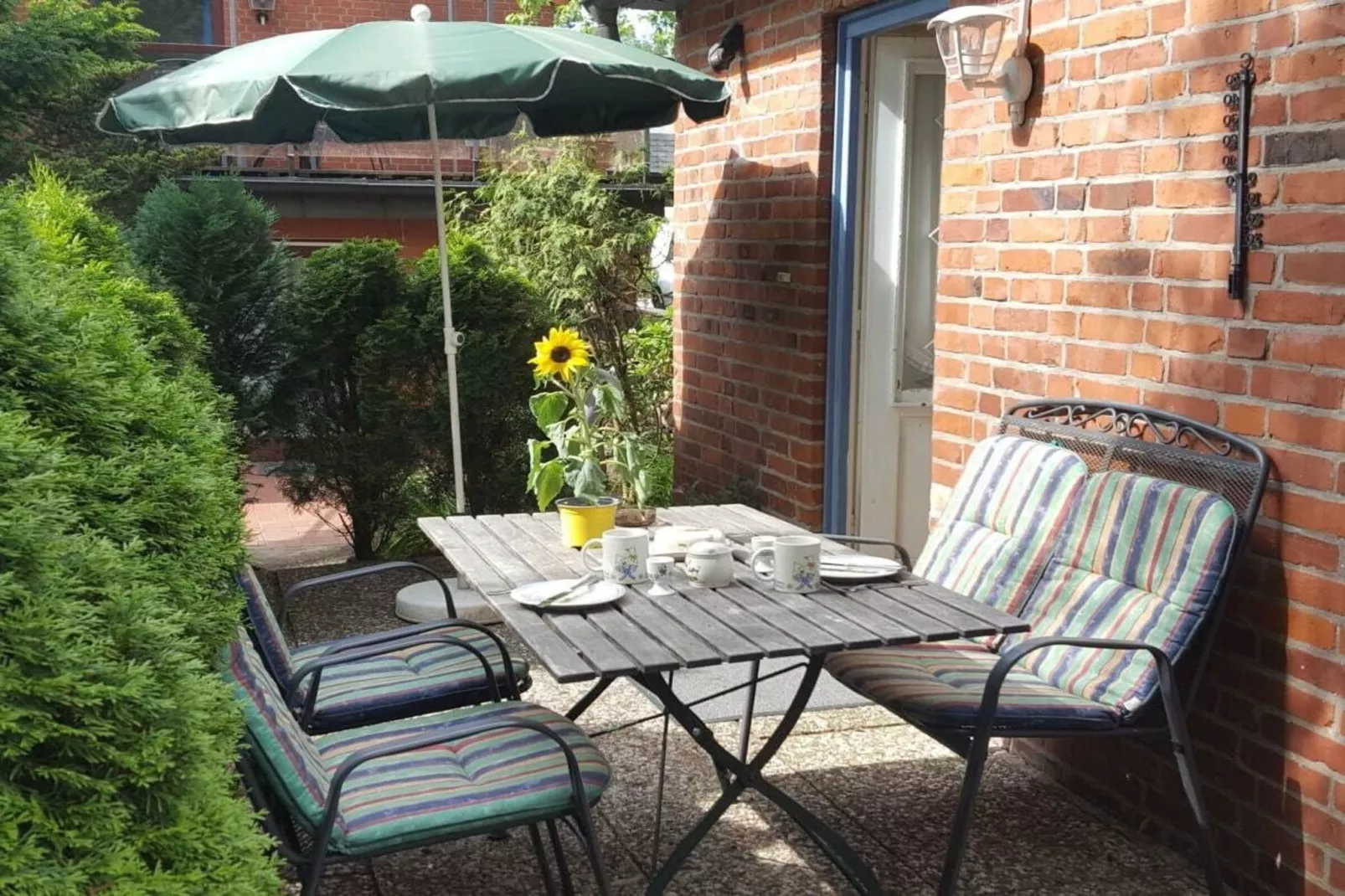 67457-Terrace balcony