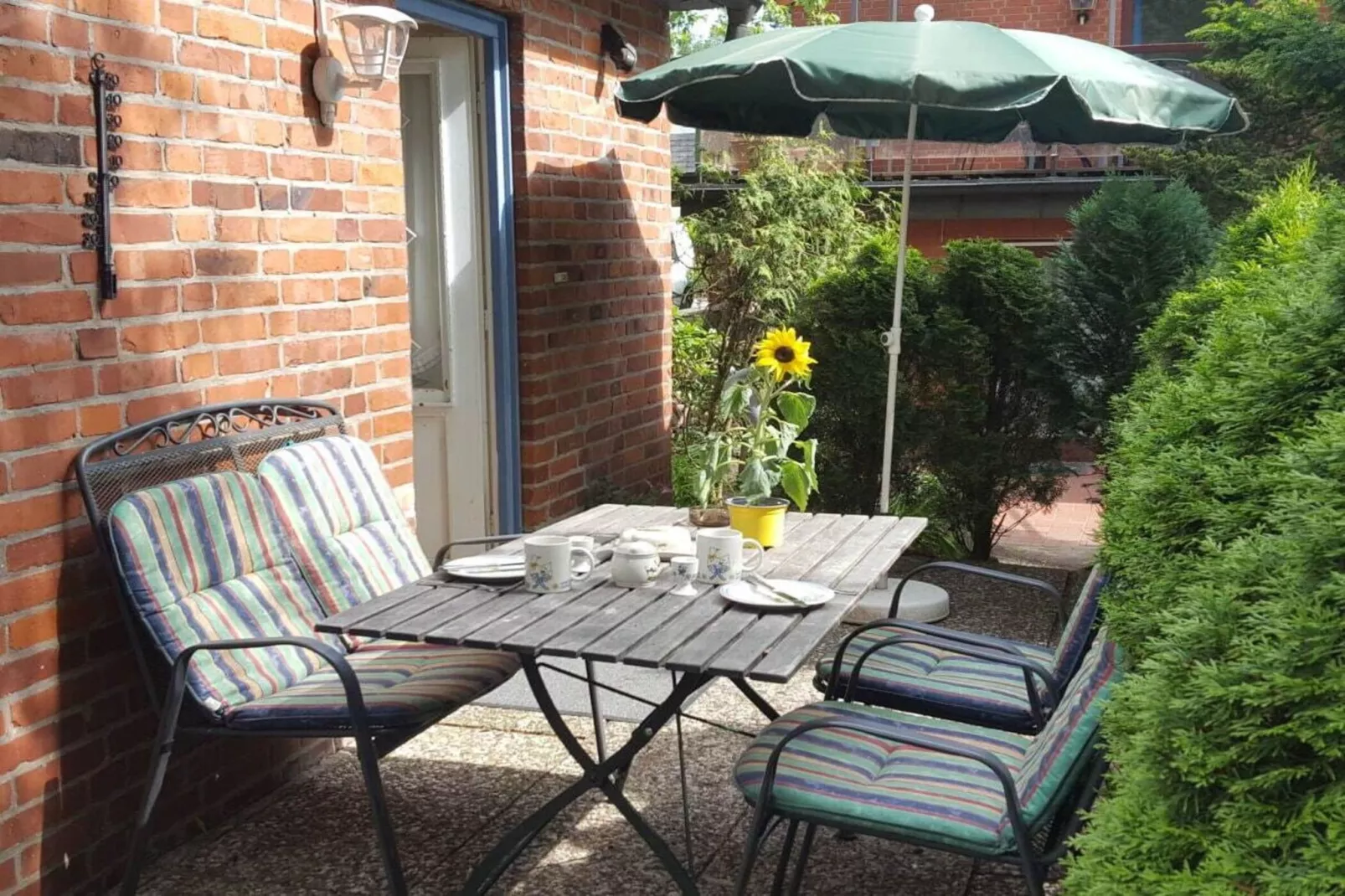 67457-Terrace balcony