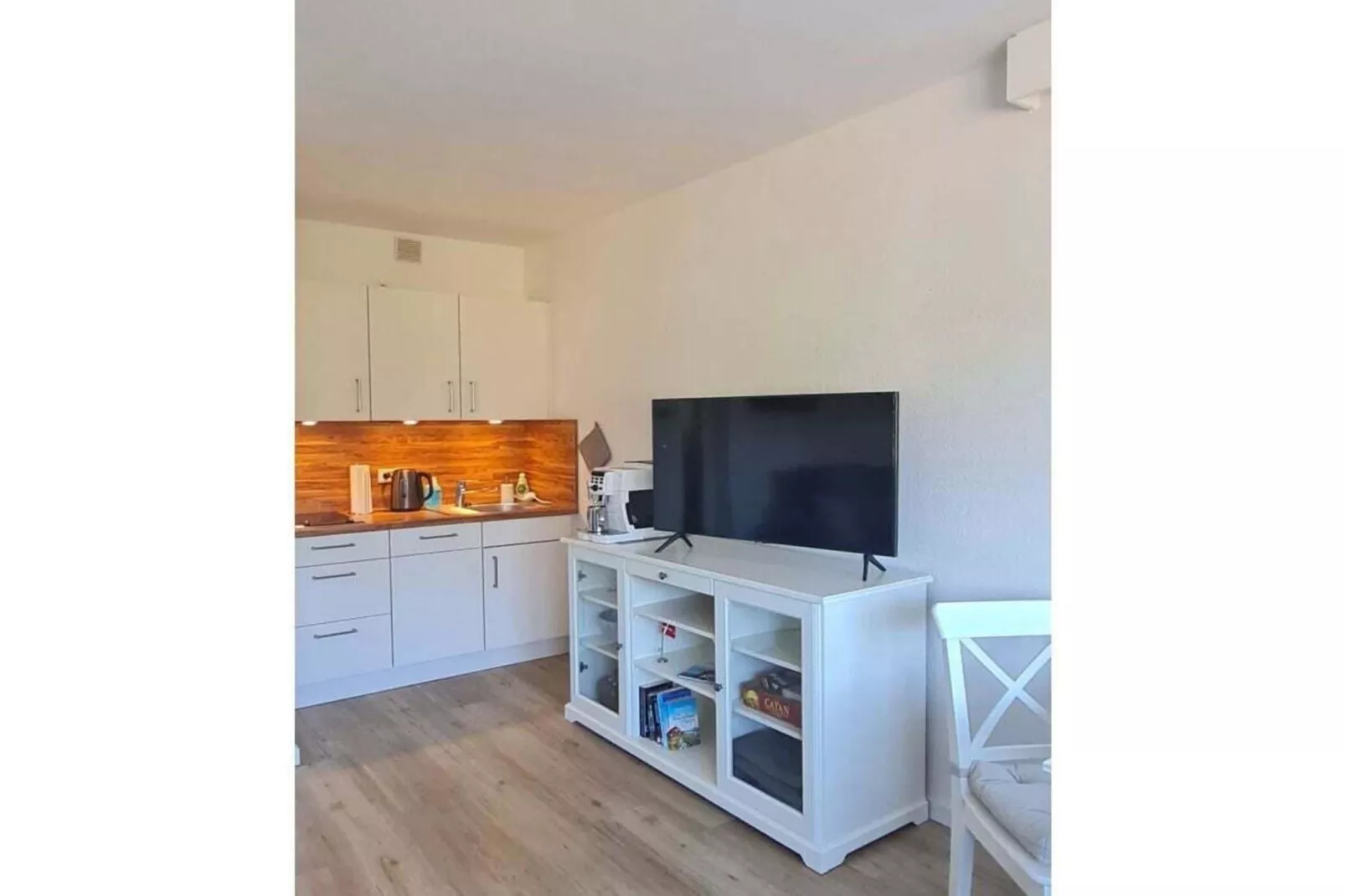 393310-Kitchen