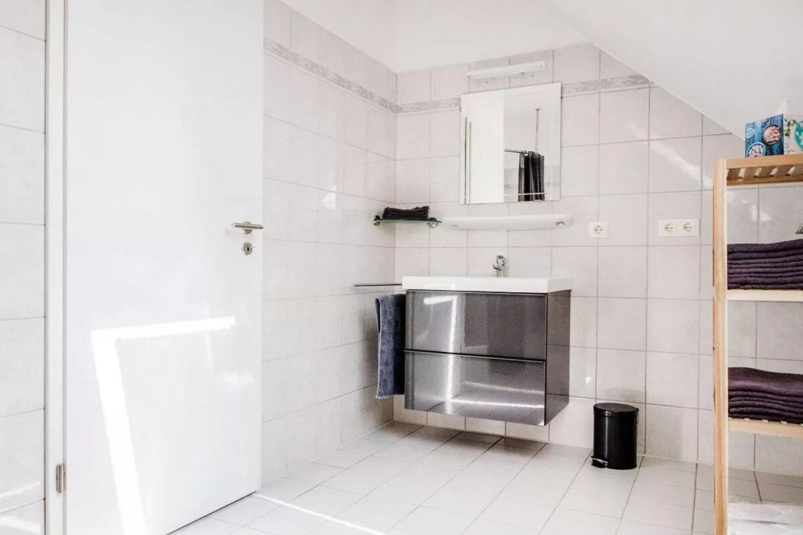 236321-Bathroom