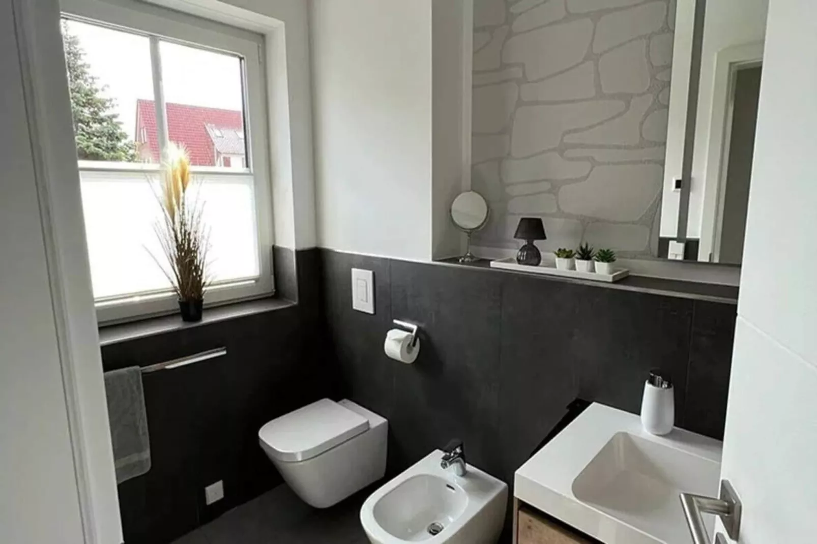 504108-Bathroom