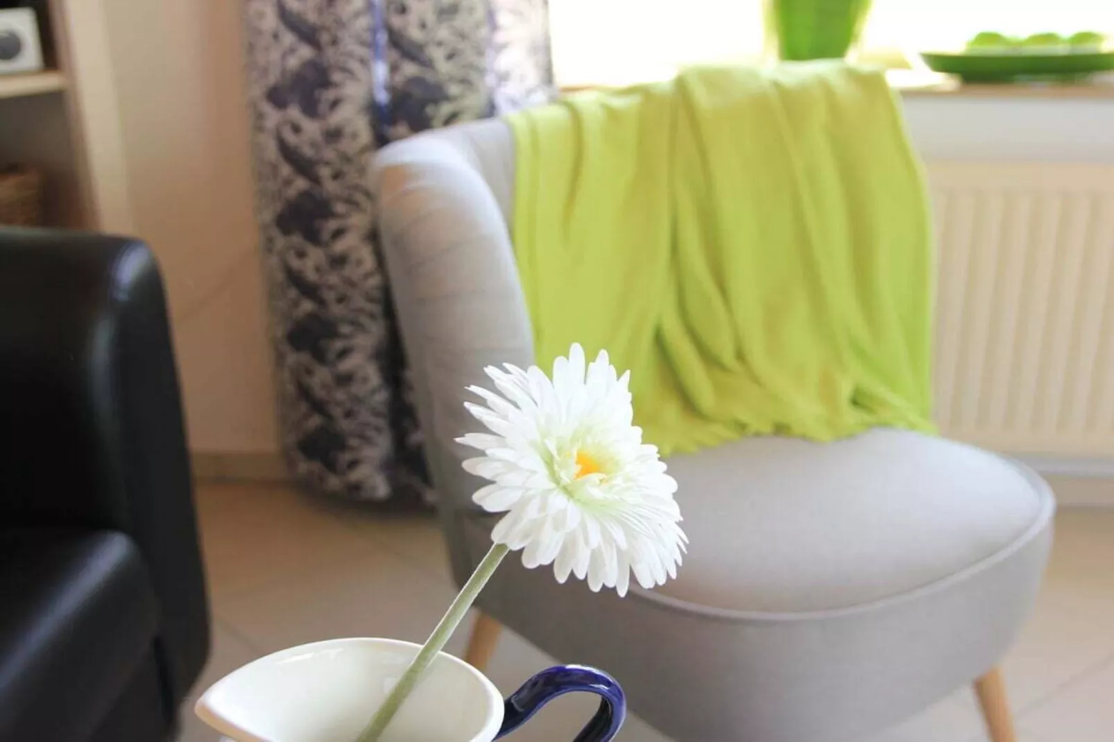 497670-Living room