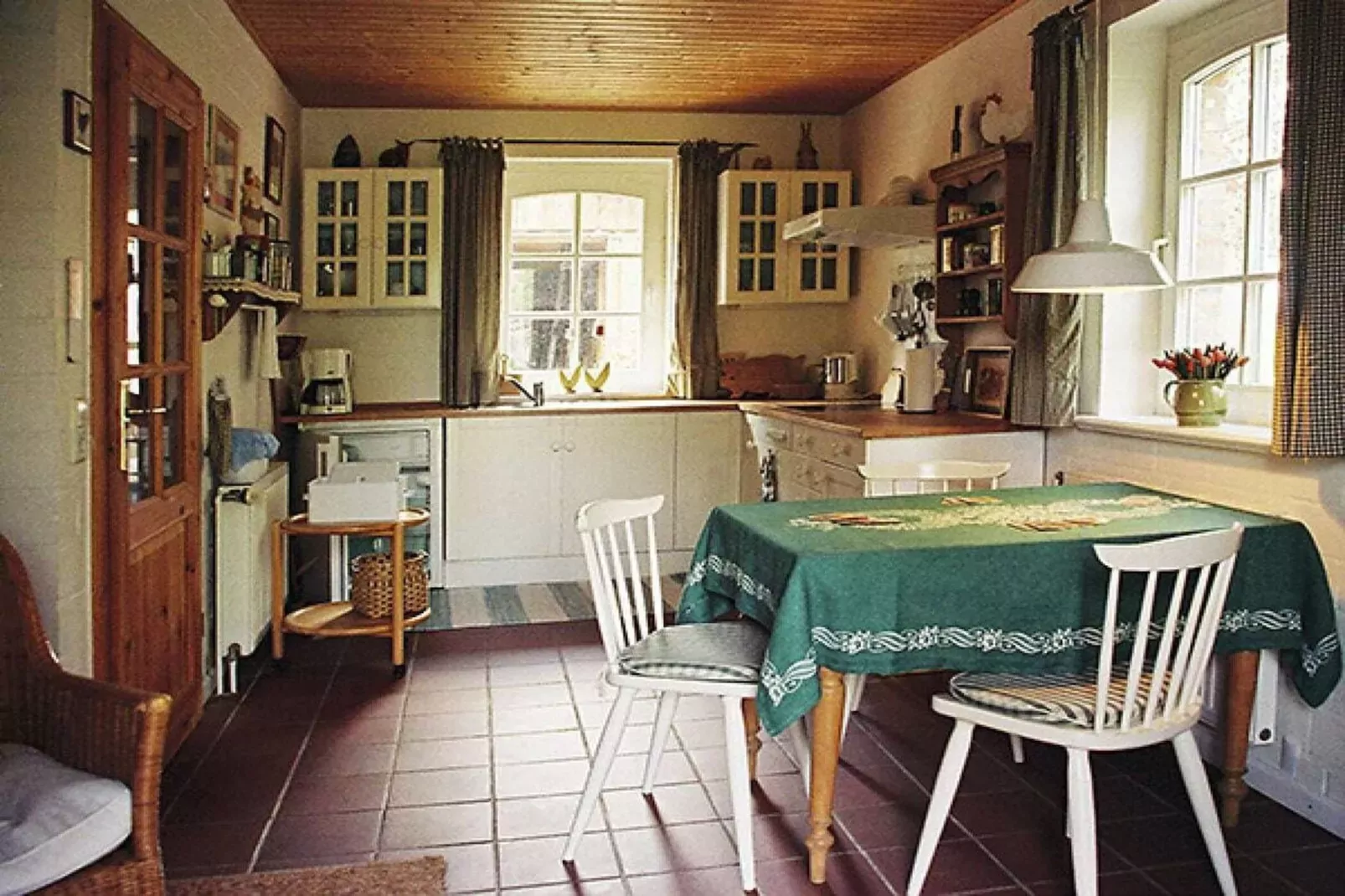 19722-Salle à manger