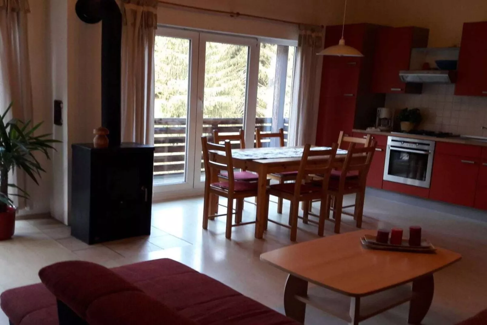 51776-Dining room