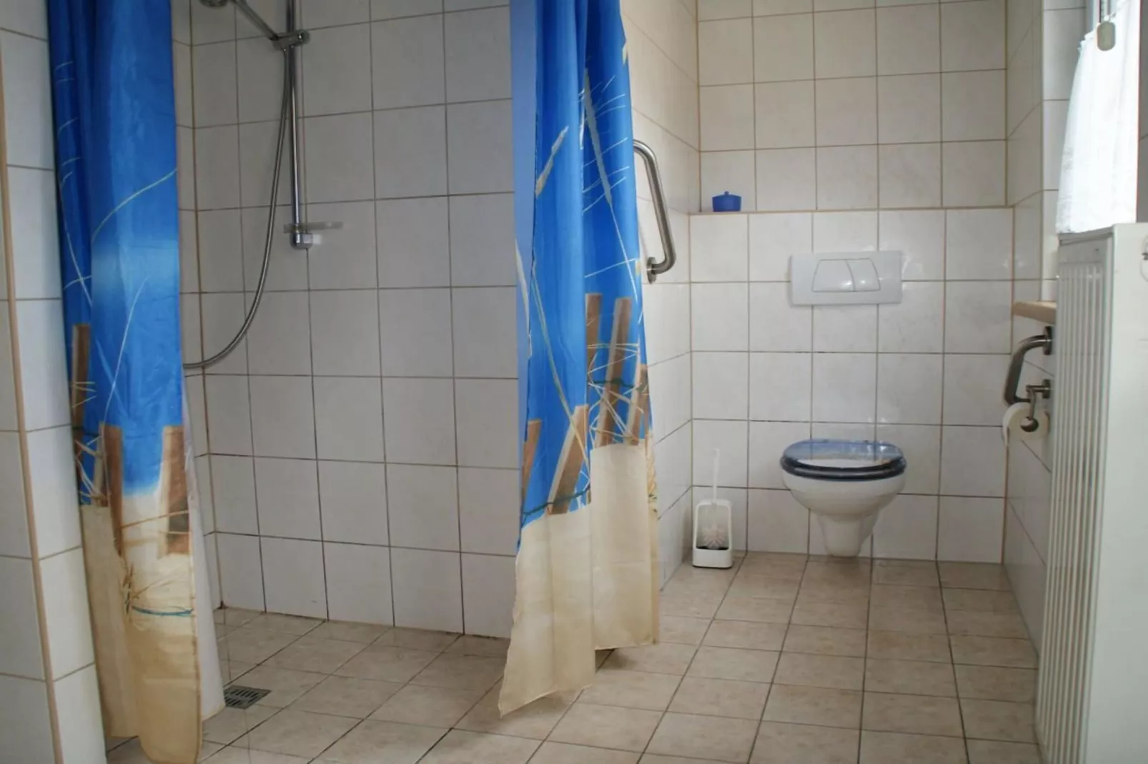 51776-Bathroom