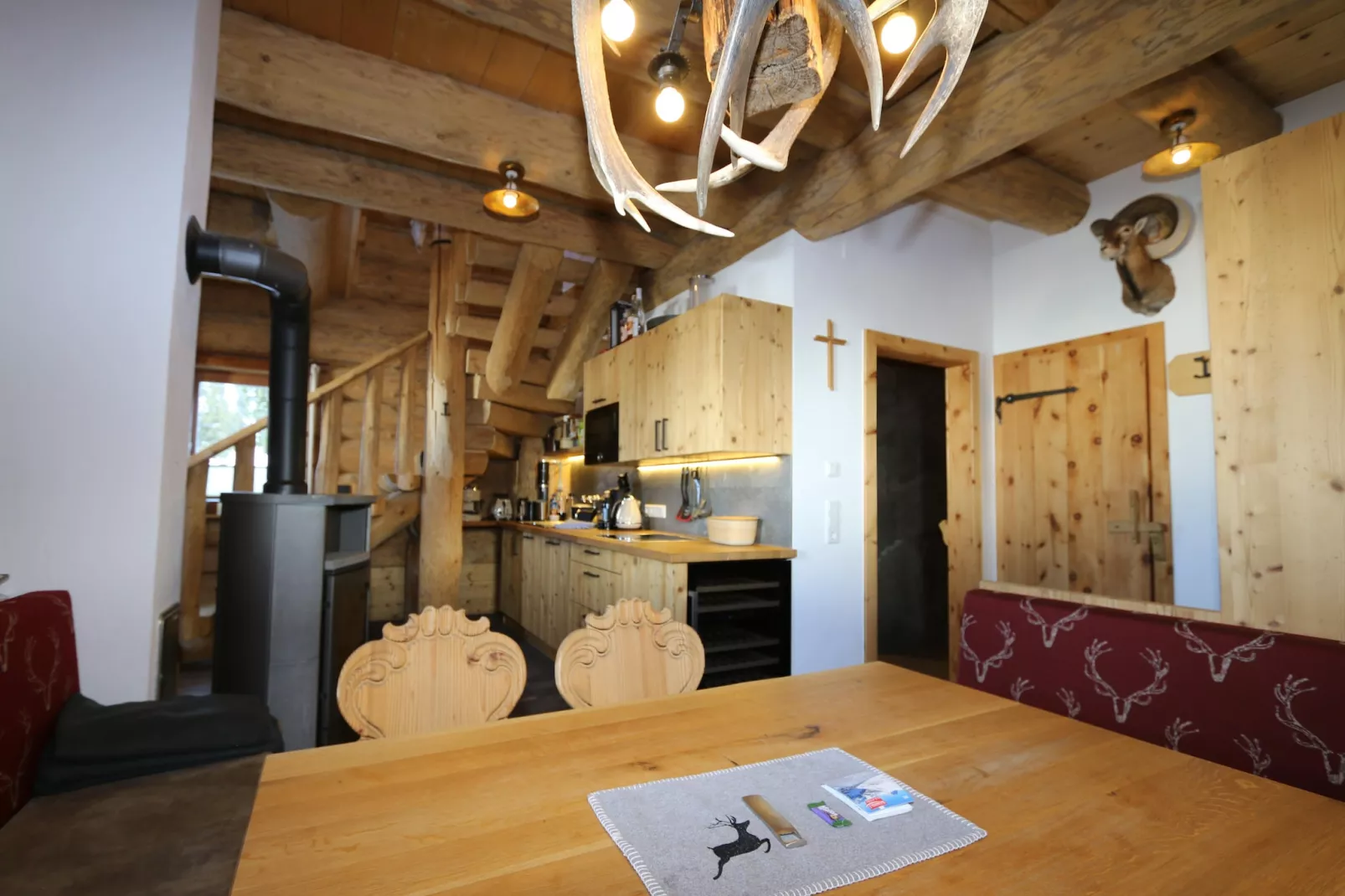 Jagahütte Bramberg-Dining room