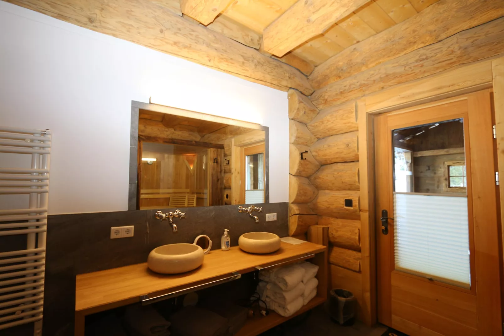 Jagahütte Bramberg-Bathroom