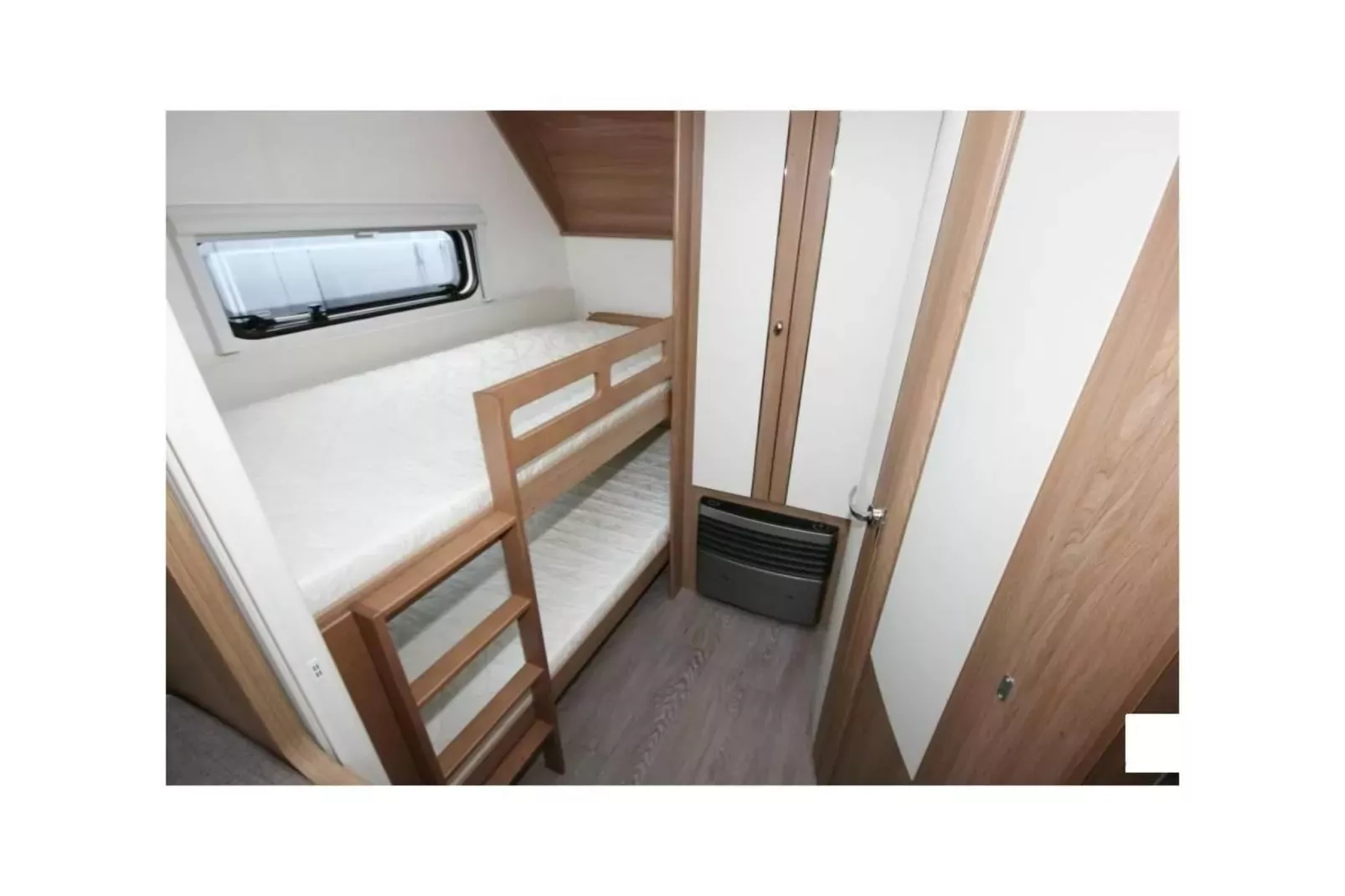 274887-Bedroom