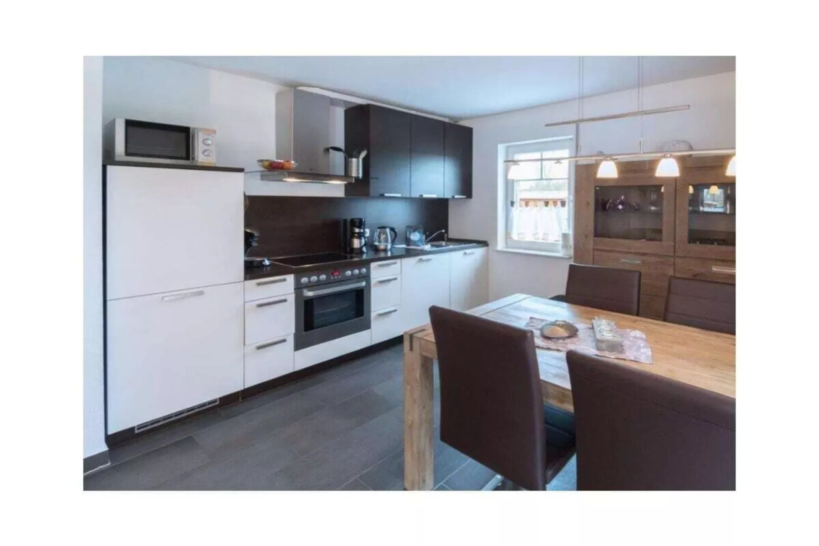 93938-Kitchen