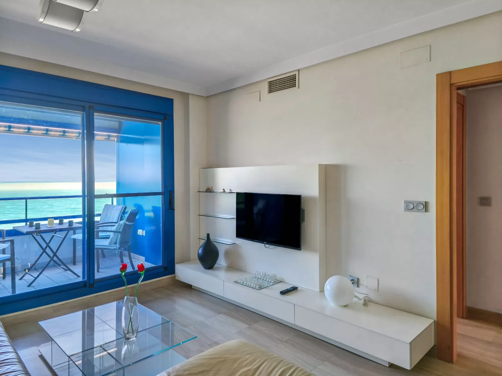 Malaga Pacifico-Inside