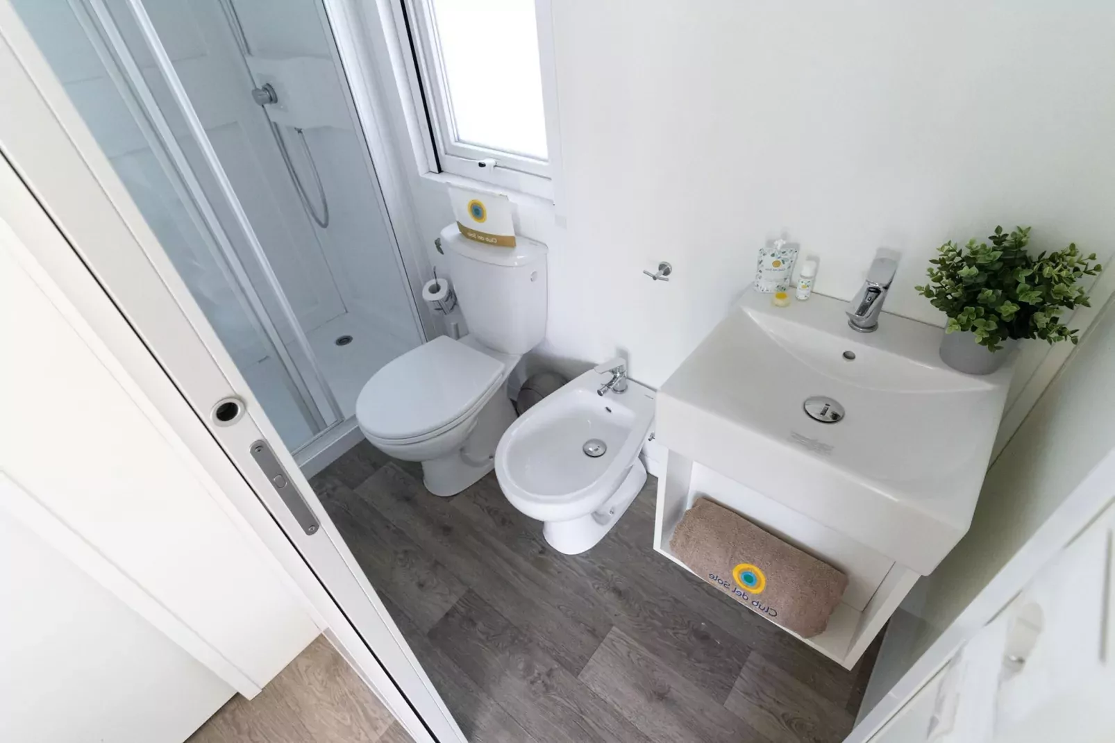 Rimini Family Village Viserba Rimini - Lodge Superior 6 pax-Badezimmer