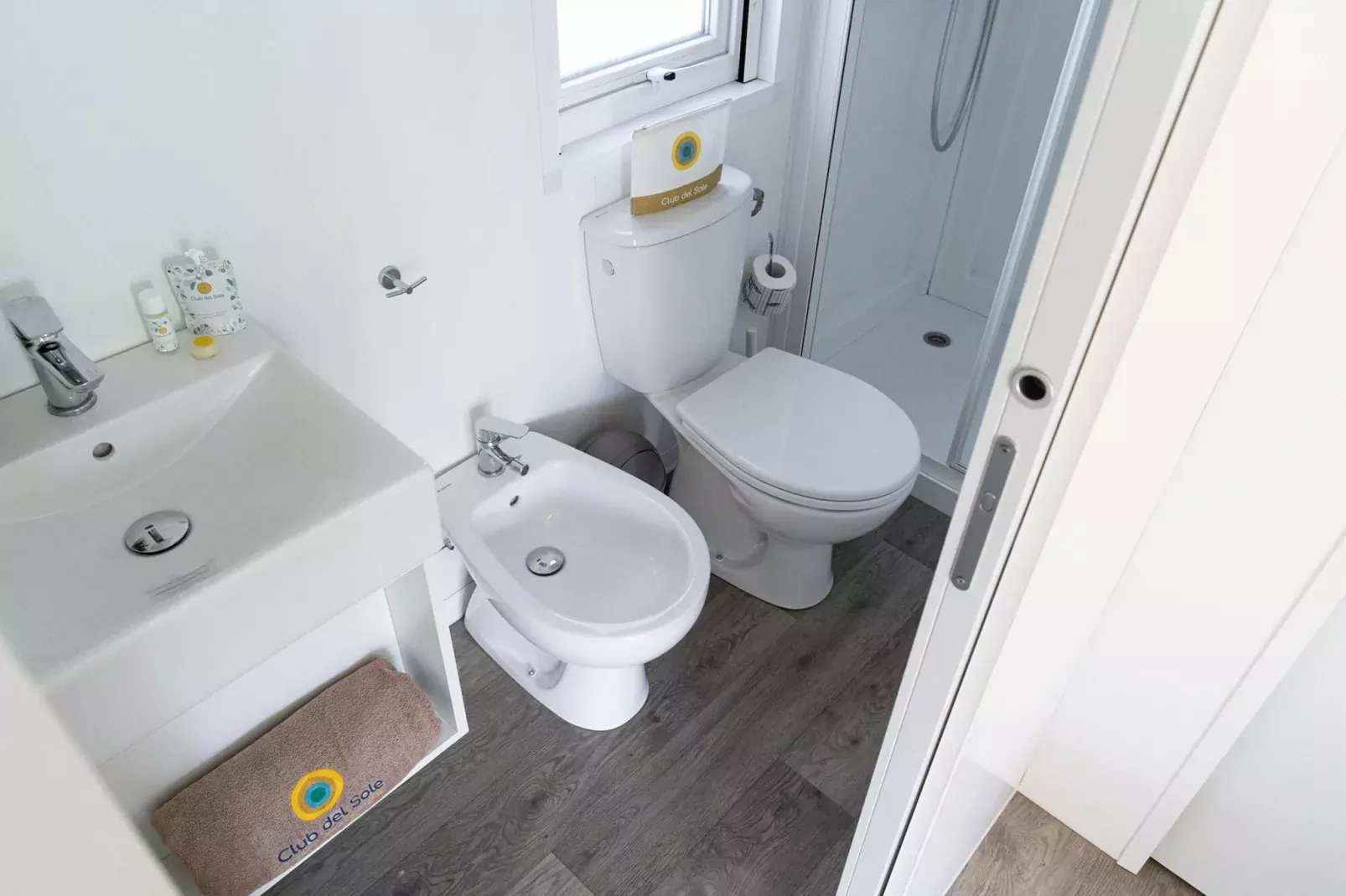 Rimini Family Village Viserba Rimini - Lodge Deluxe 4 plus 1 pax-Badezimmer