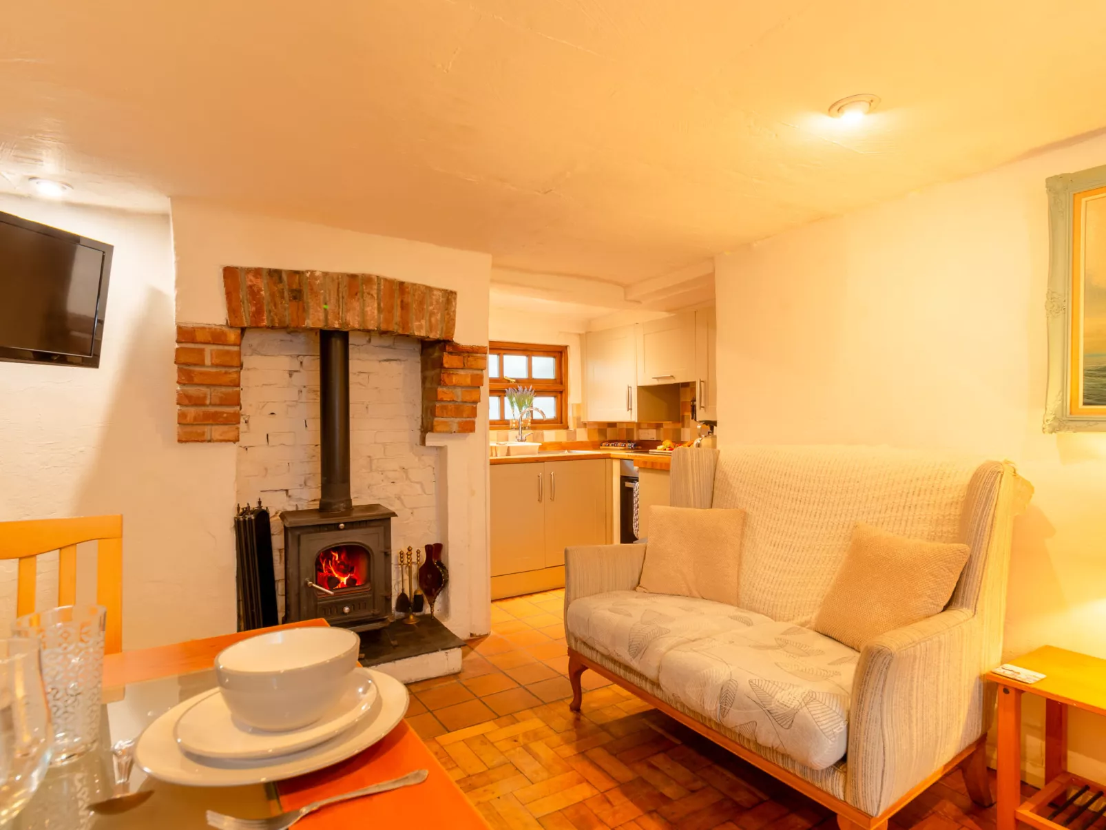 Kips Cottage-Inside