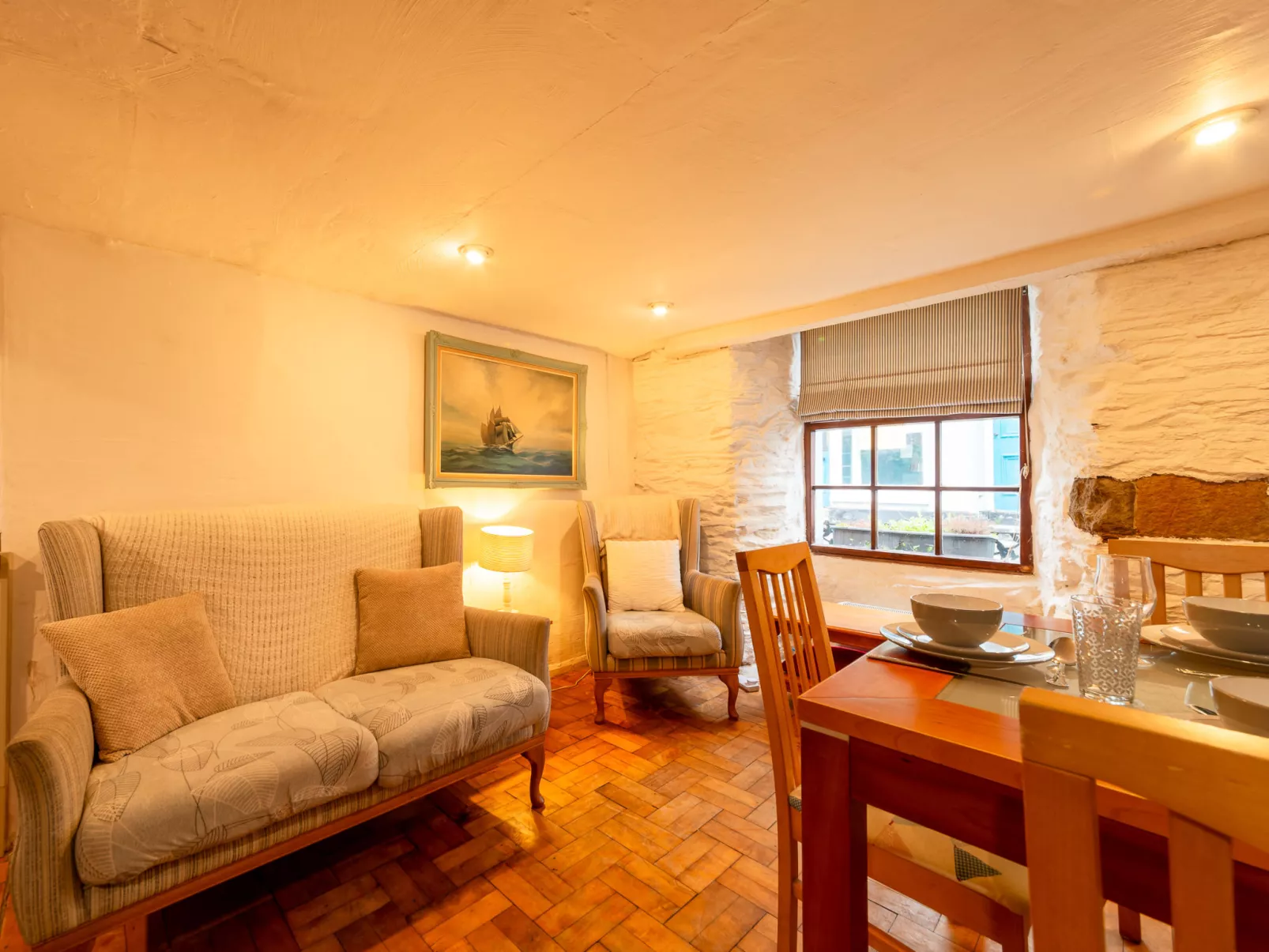 Kips Cottage-Inside