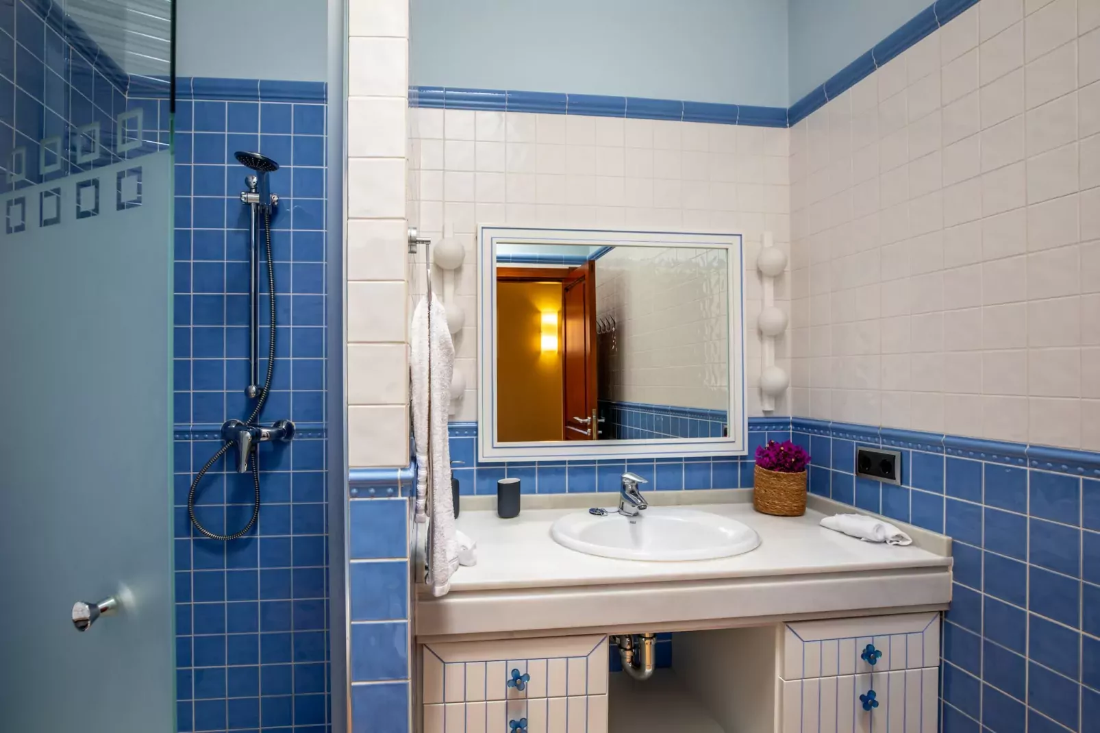 Xaona, Finca 5StarsHome Mallorca-Bathroom