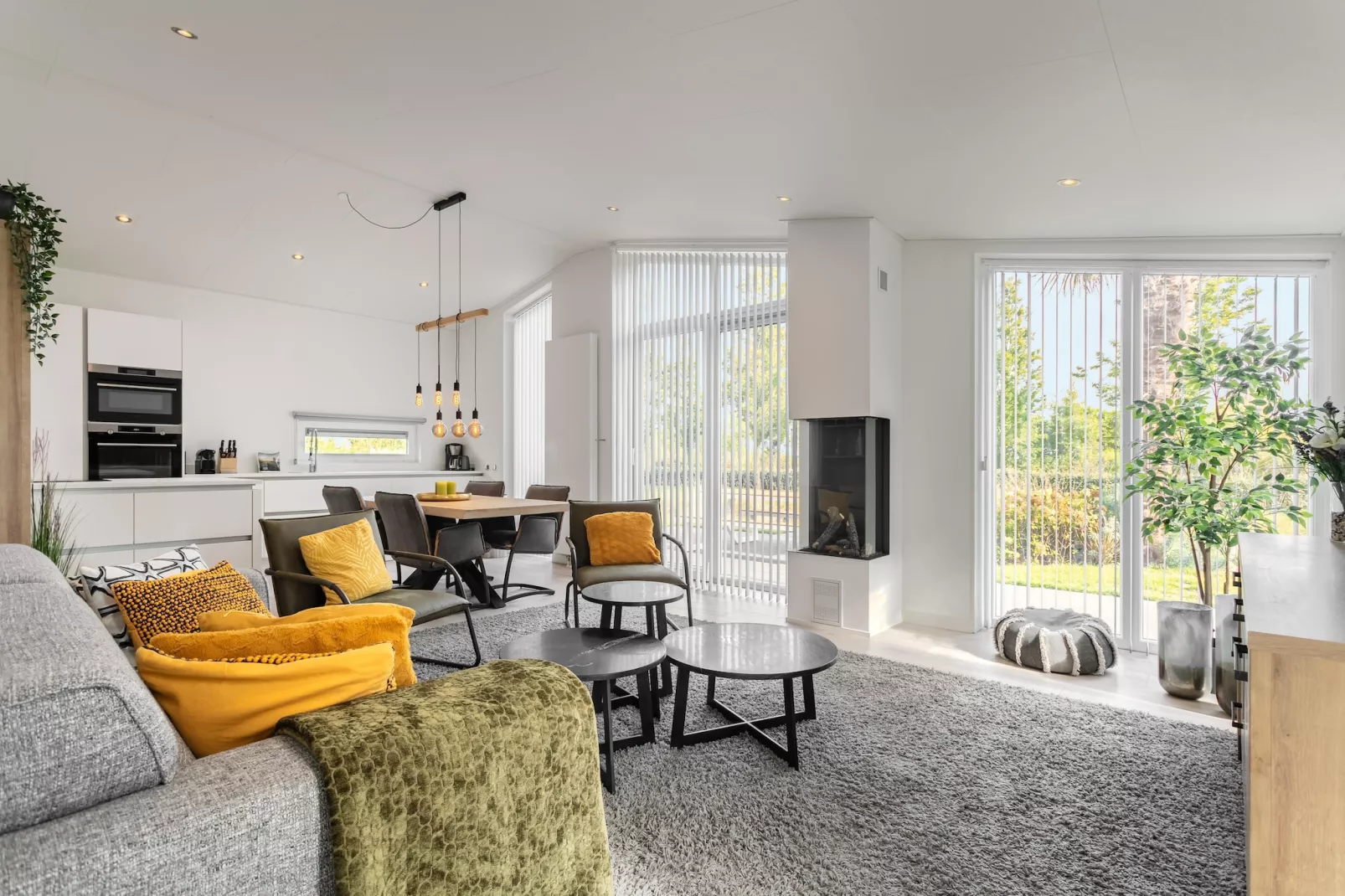 Water Resort Oosterschelde 80-Living room