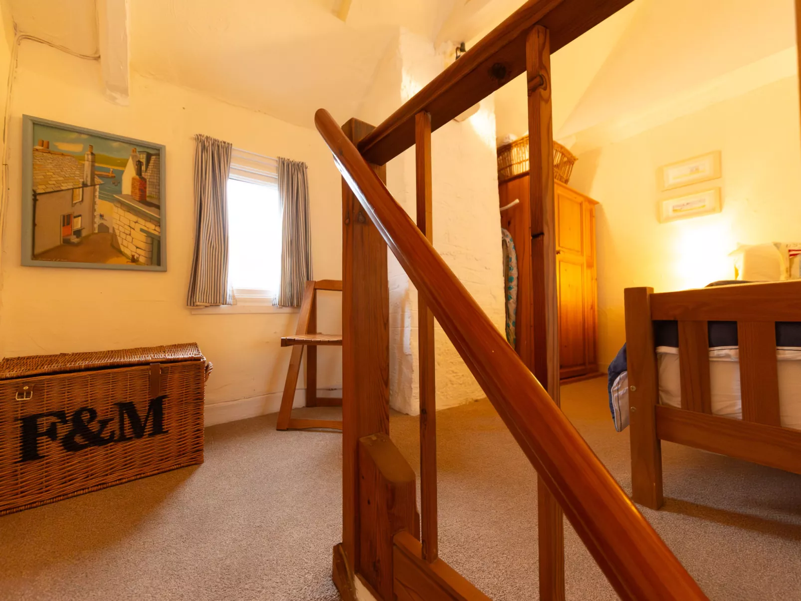 Kips Cottage-Inside