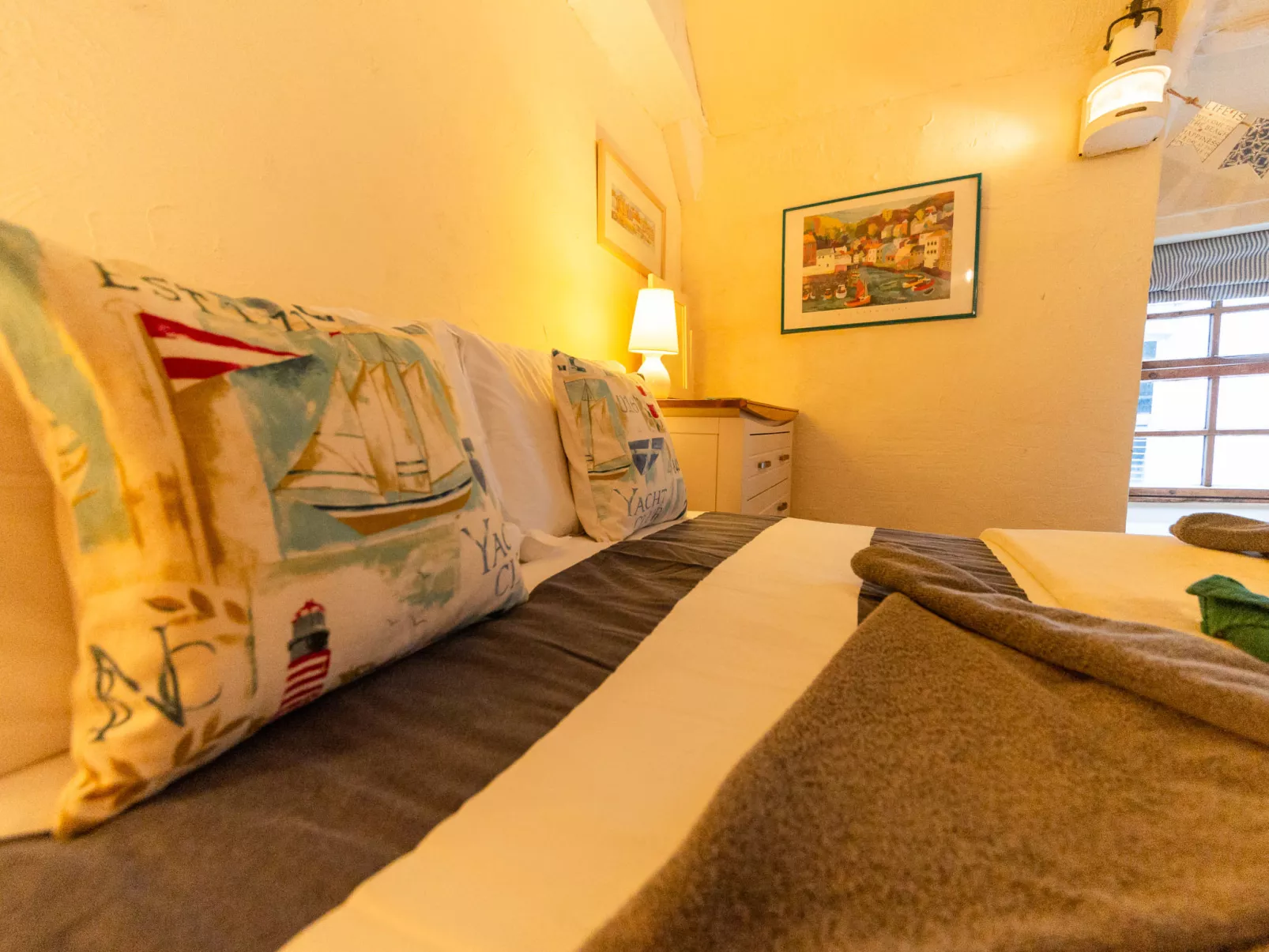 Kips Cottage-Inside