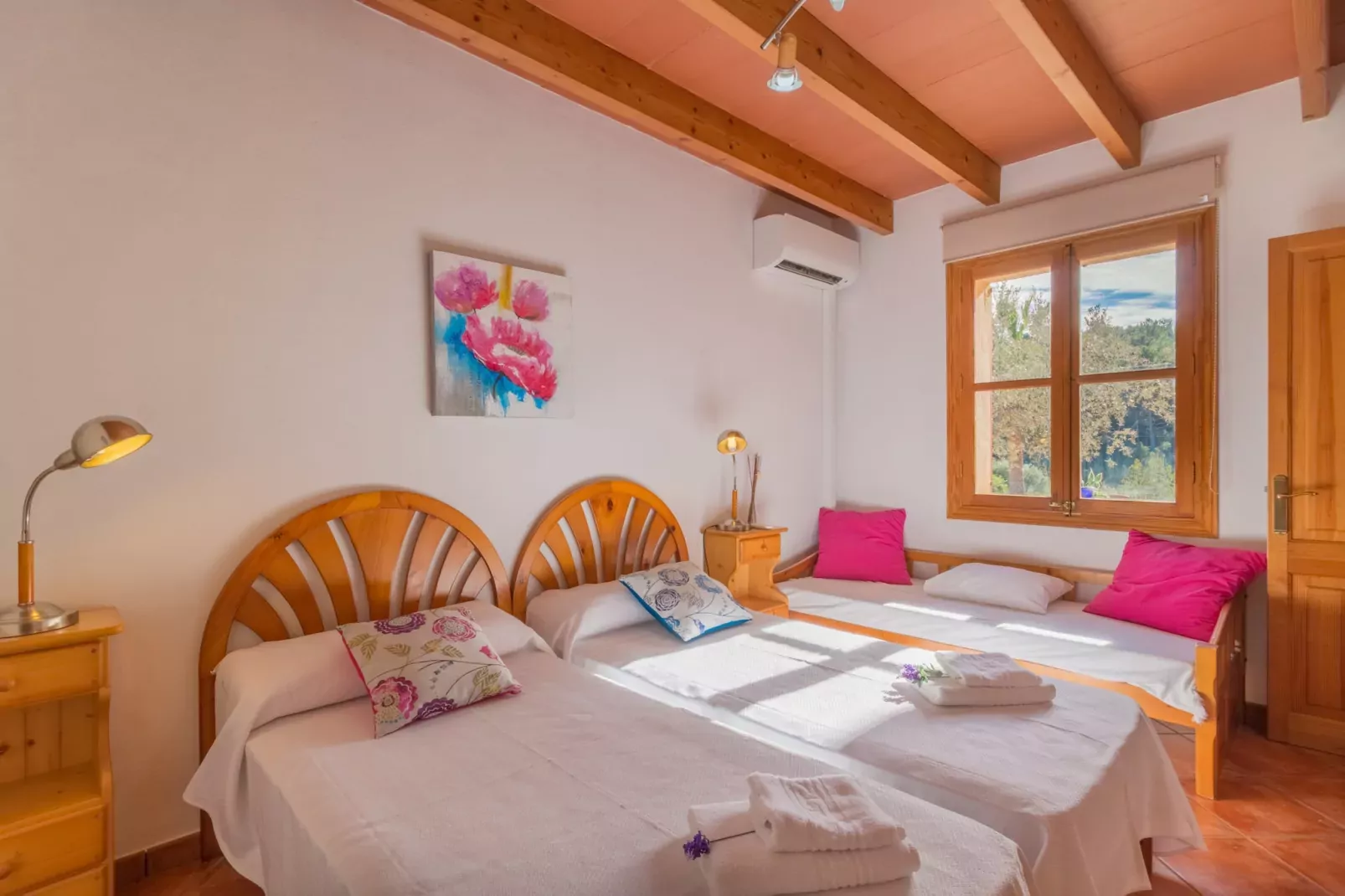 Vanyols, Finca 5StarsHome Mallorca-Bedroom