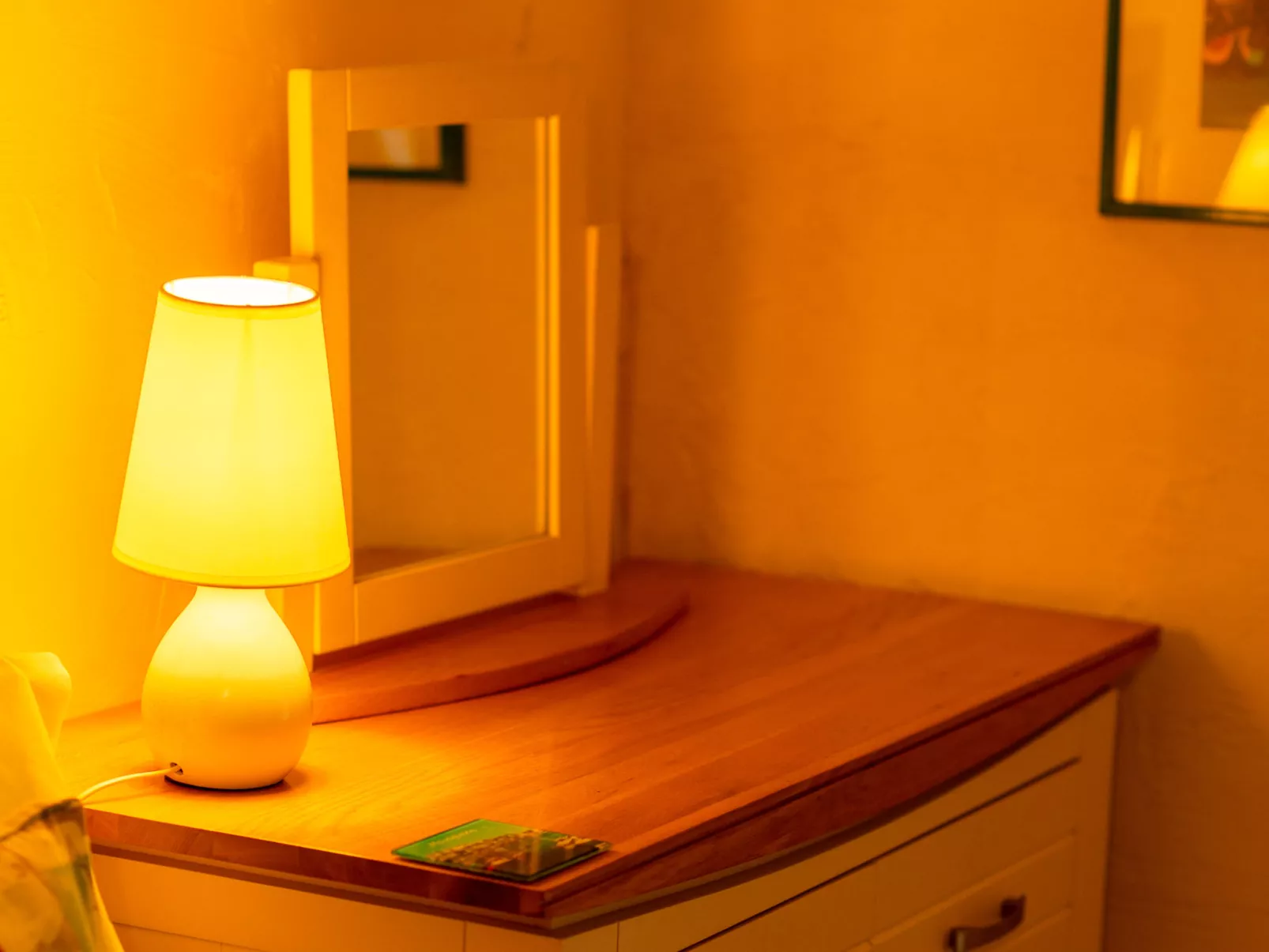 Kips Cottage-Inside