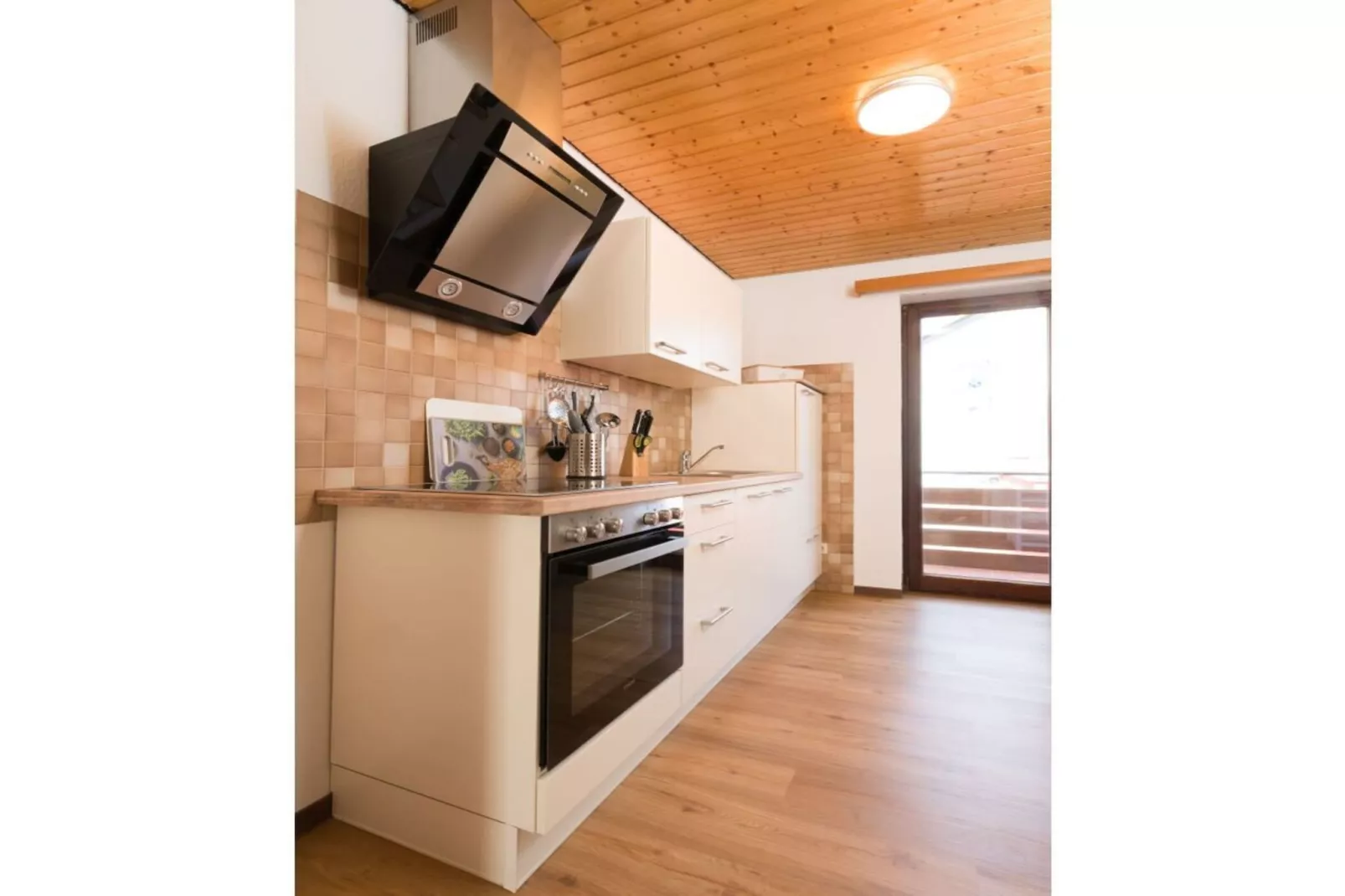 346255-Kitchen