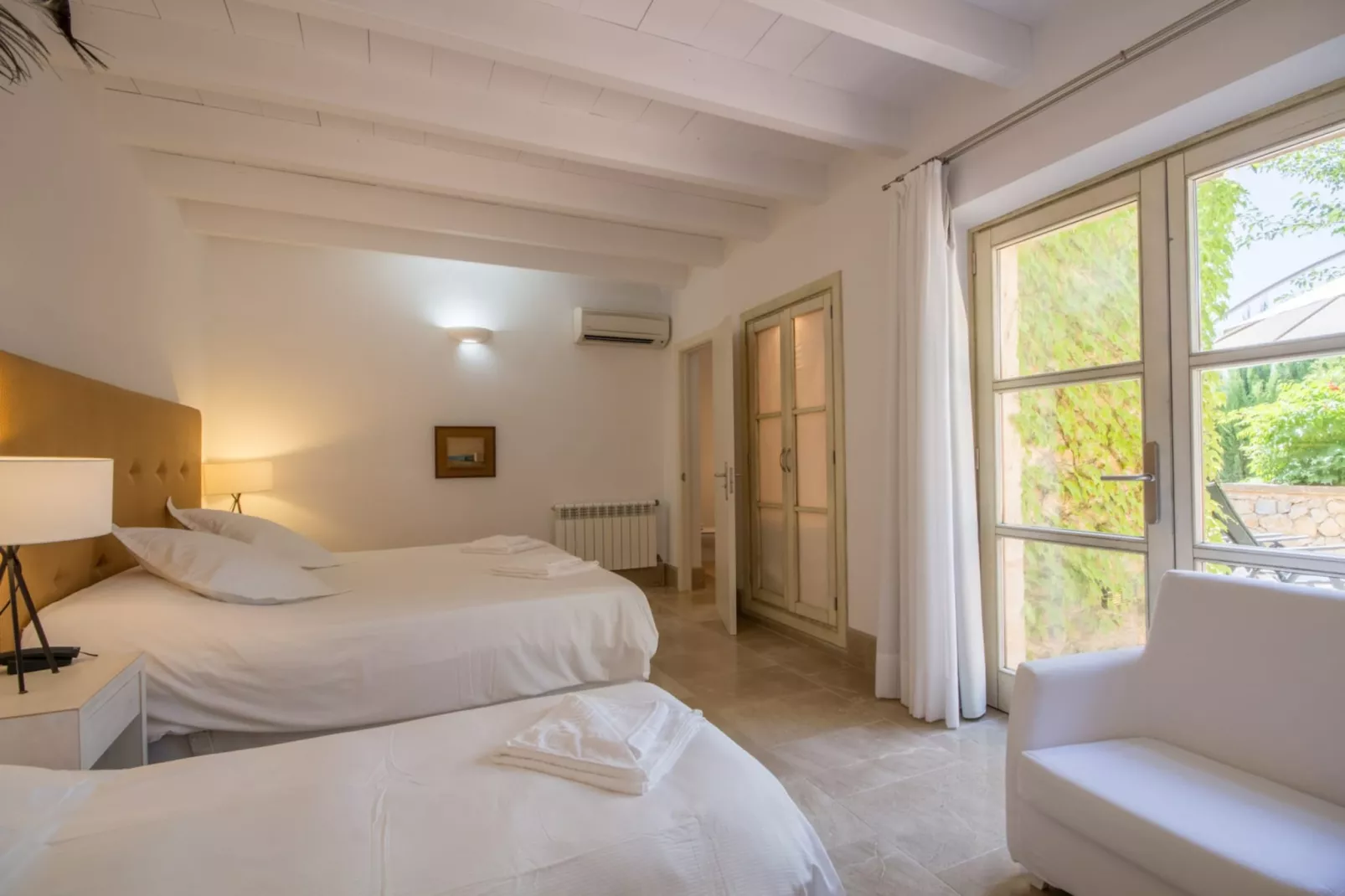 Son Simo Vell, Finca 5StarsHome Mallorca-Bedroom